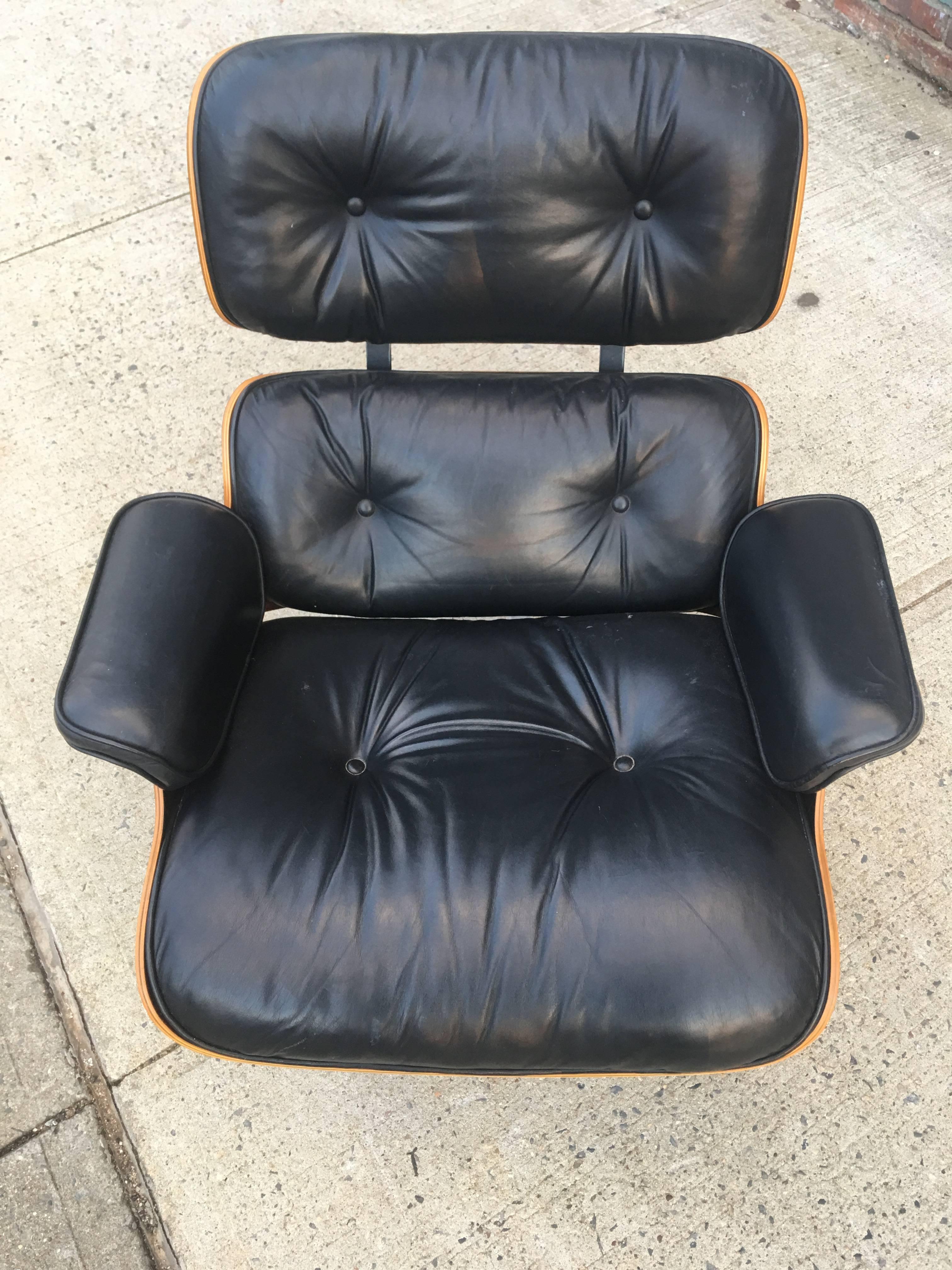 Exceptional Herman Miller Eames Lounge and Ottoman 2
