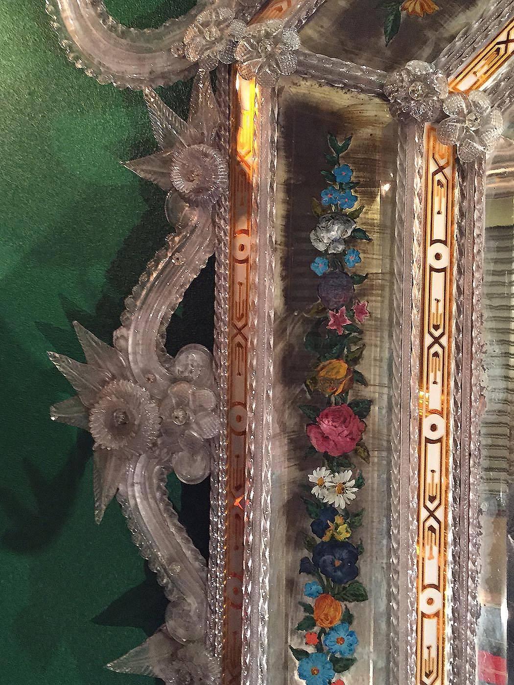 Late 19th Century Venetian Mirror 19th Century by Toiso and Barovier Murano For Sale