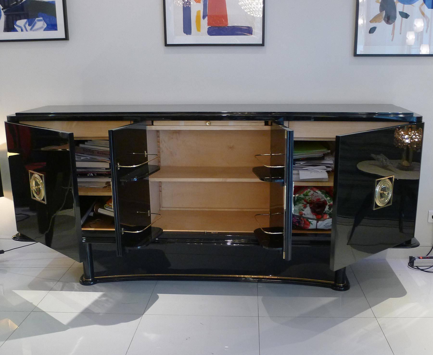 Buffet in Black Lacquer, circa 1940 In Excellent Condition For Sale In Saint-Ouen, FR