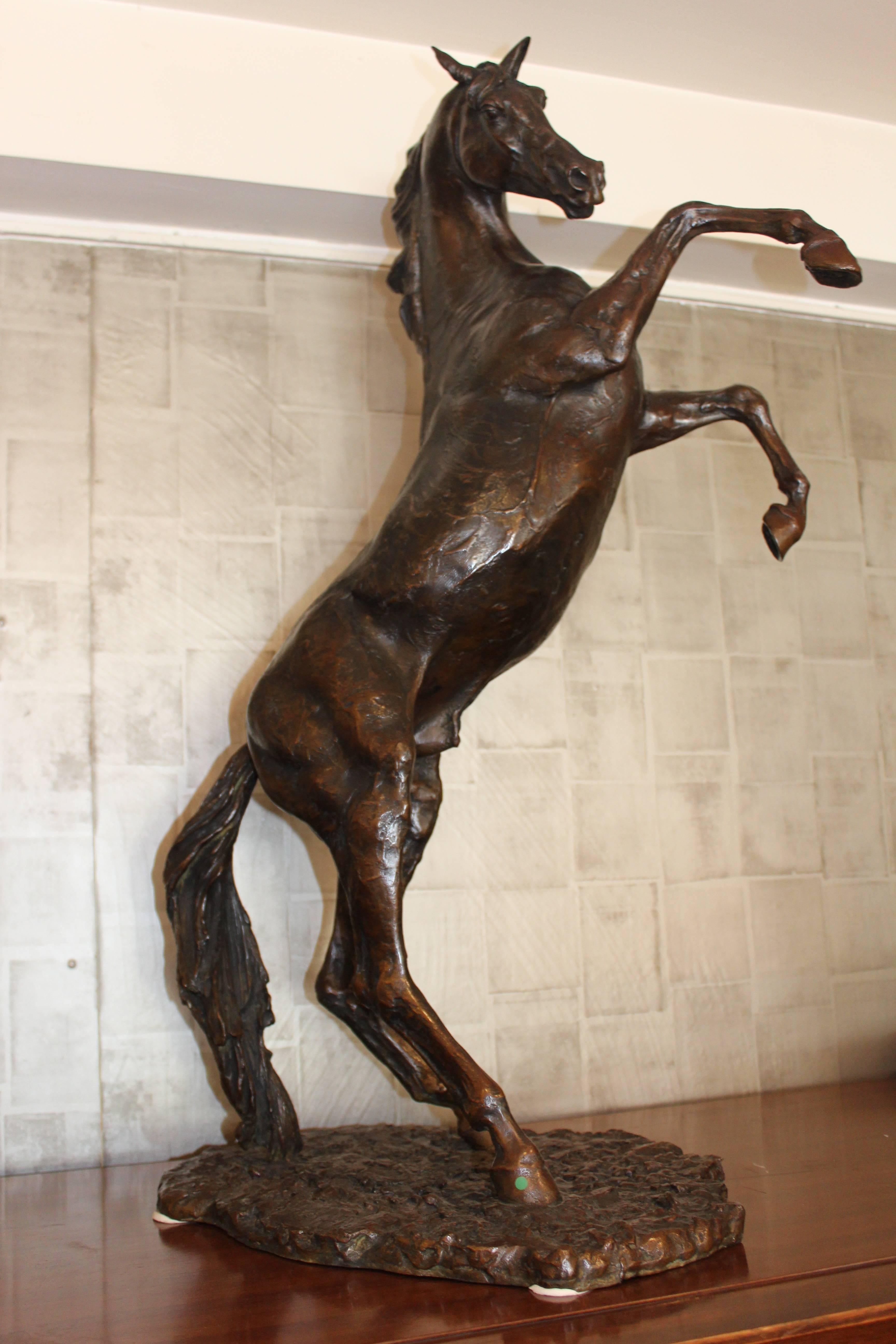 Lights Horse Sculpture in Bronze by Arnaud Kasper For Sale 1