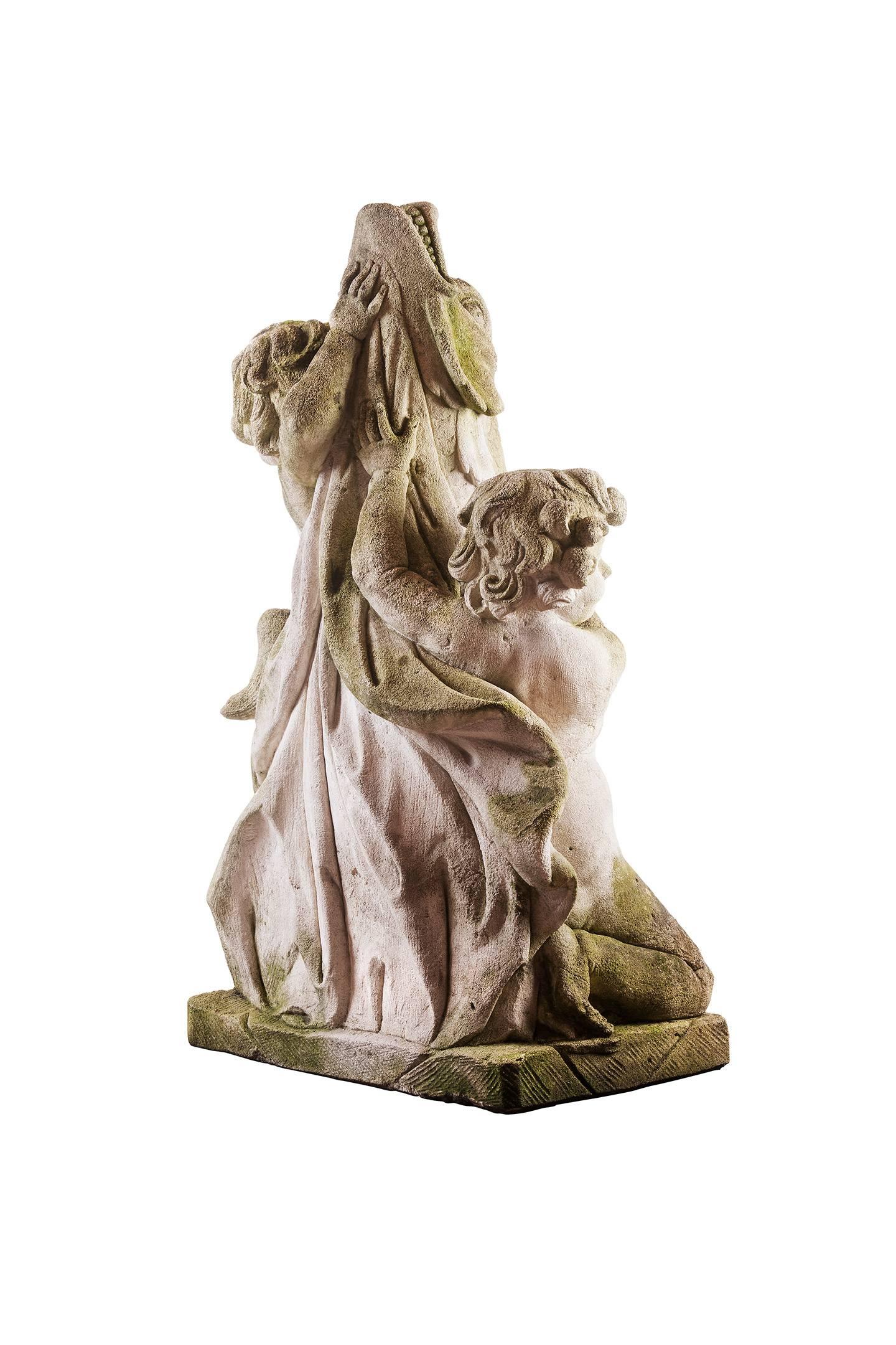 Centrepiece for your garden.
With wather or only as decoration
Nice sculpture.