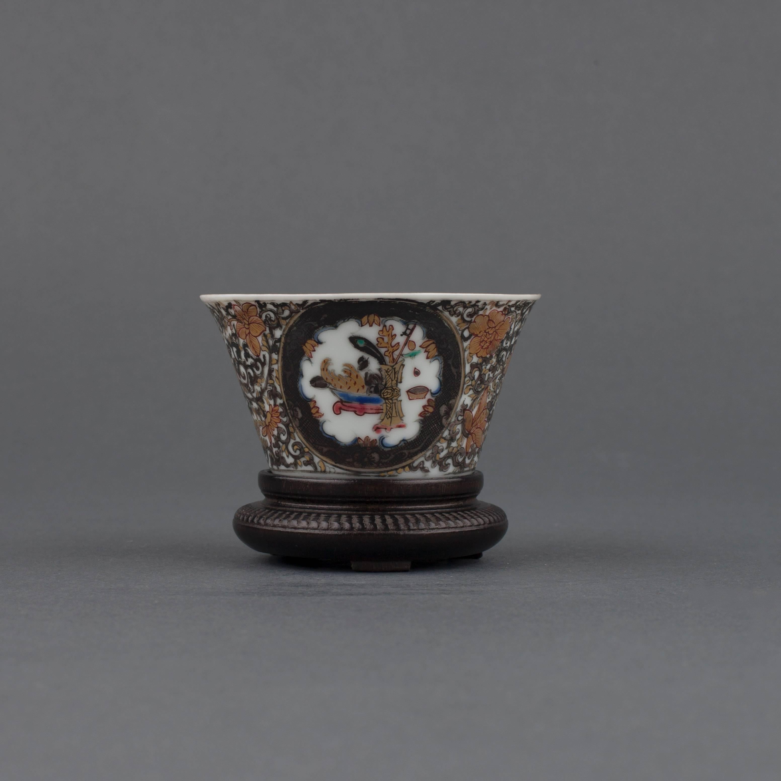 18th Century and Earlier Chinese Porcelain Tea Bowl and Stand, Yongzheng, 18th Century For Sale