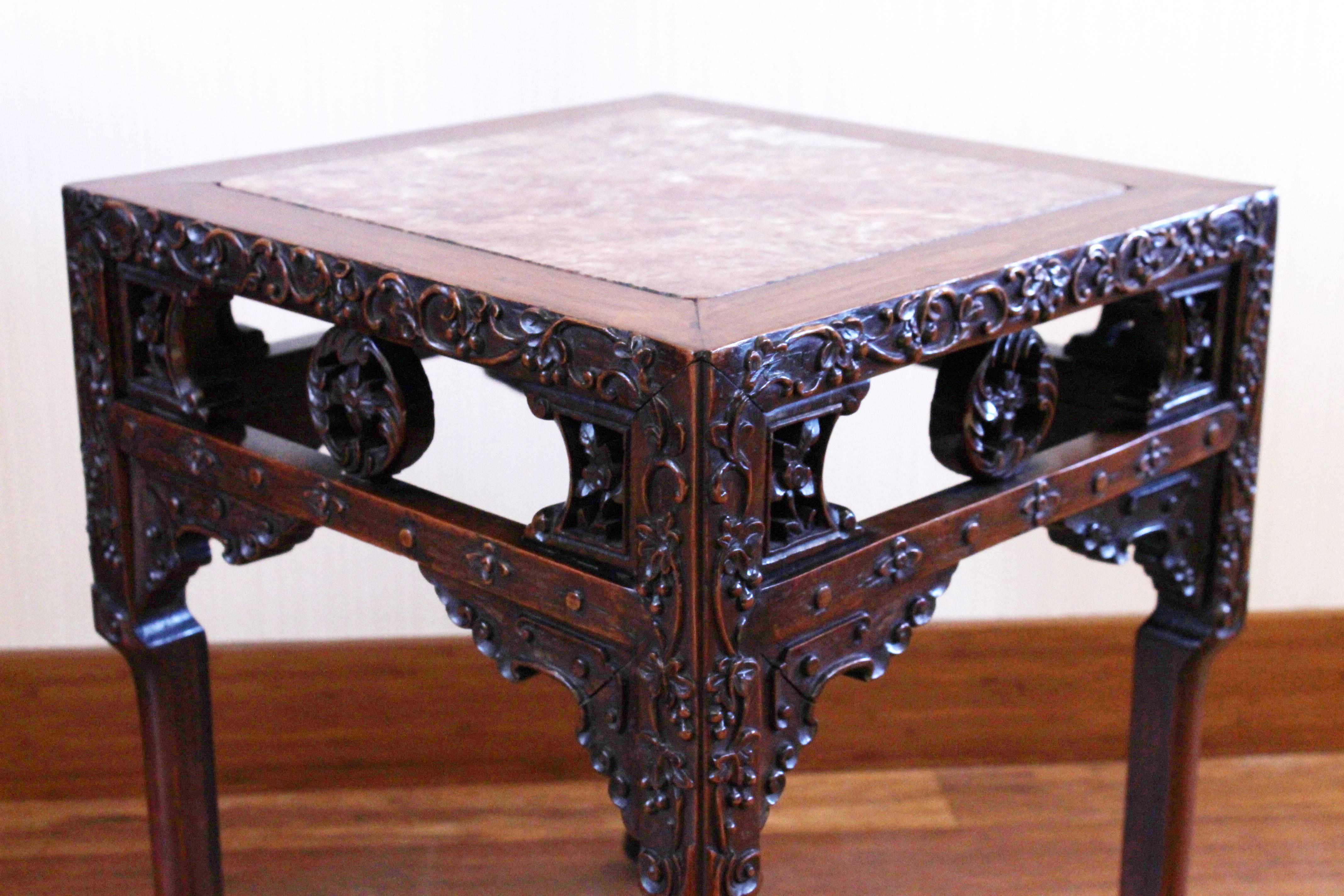 19th Century Chinese Hong-Mu 'Blackwood' Square Pedestal Table, circa 1880 For Sale