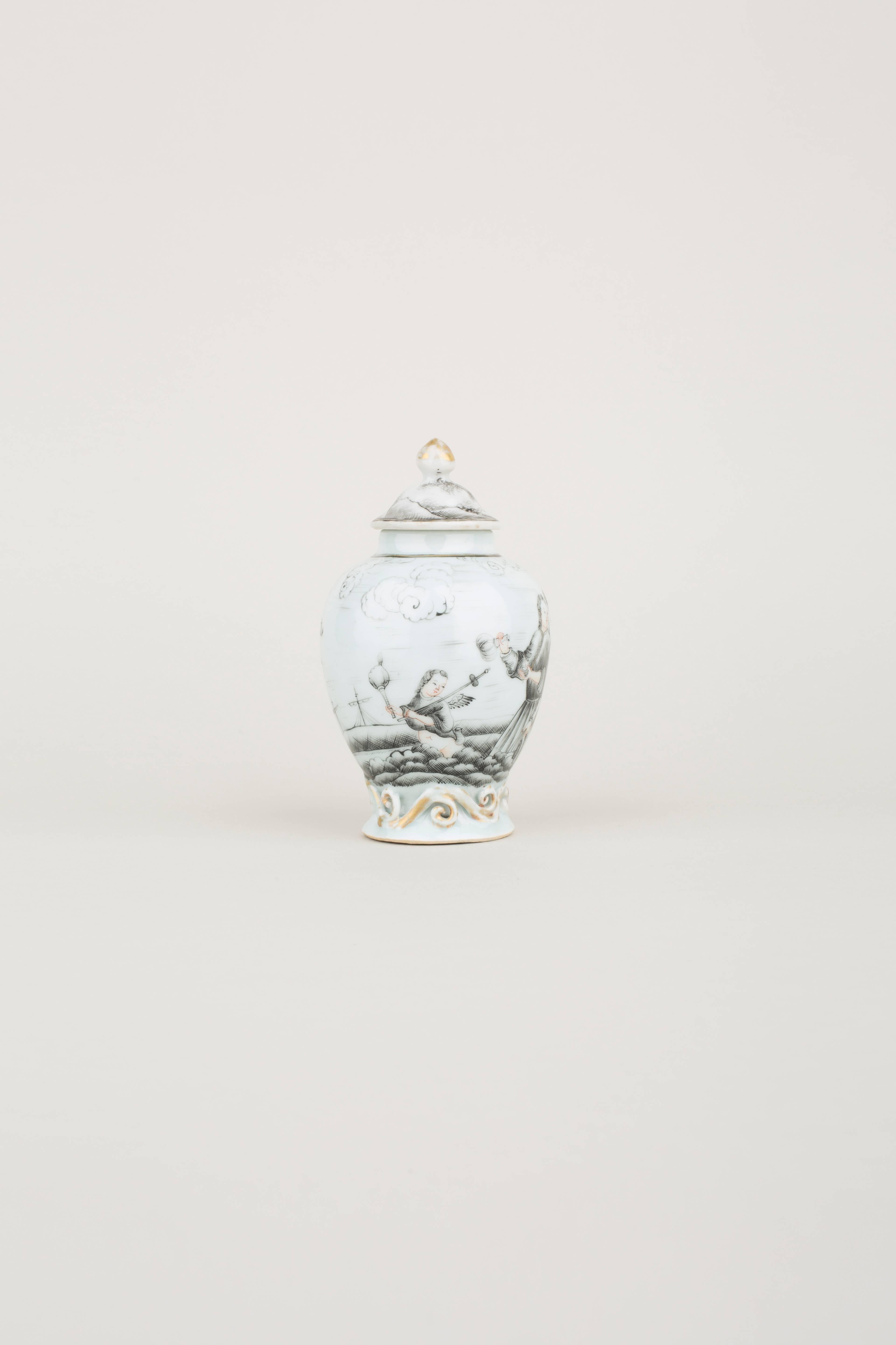 chinese porcelain tea caddy