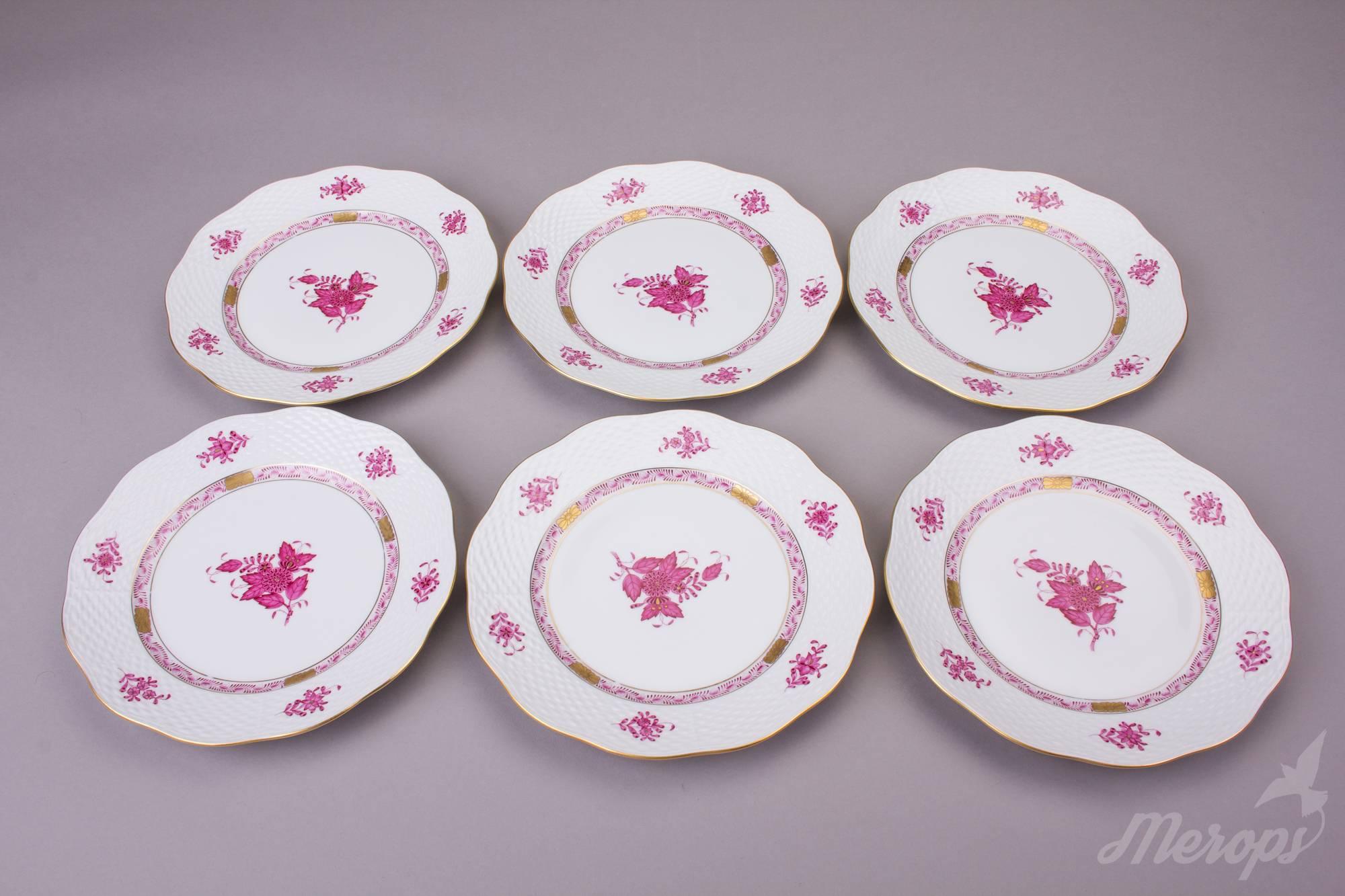 Porcelain Herend Chinese Bouquet Raspberry Dinner Service for Six Persons, cca. 1960