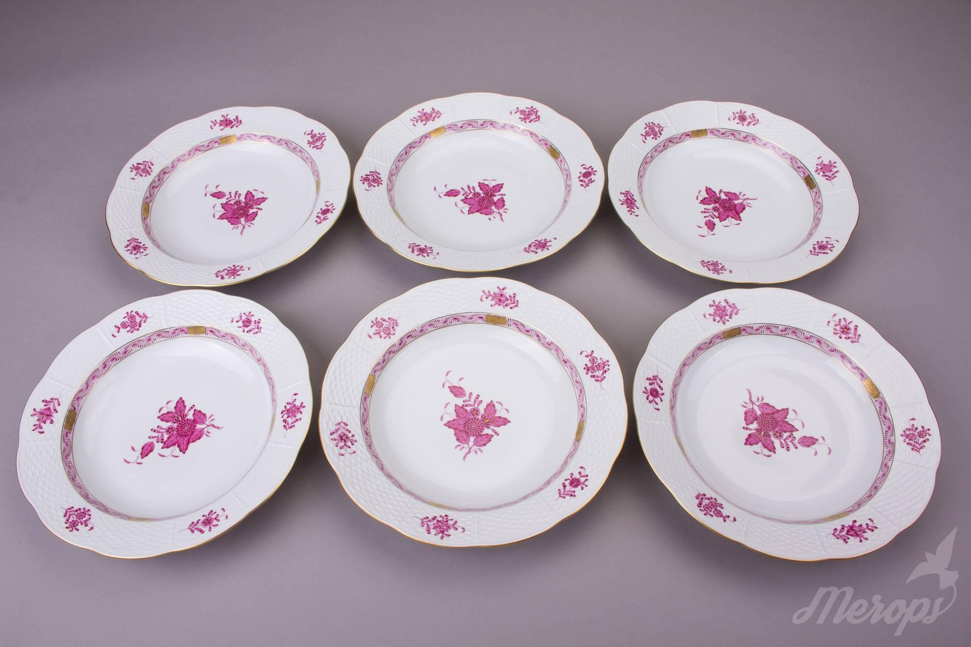 Herend Chinese Bouquet Raspberry Dinner Service for Six Persons, cca. 1960 1