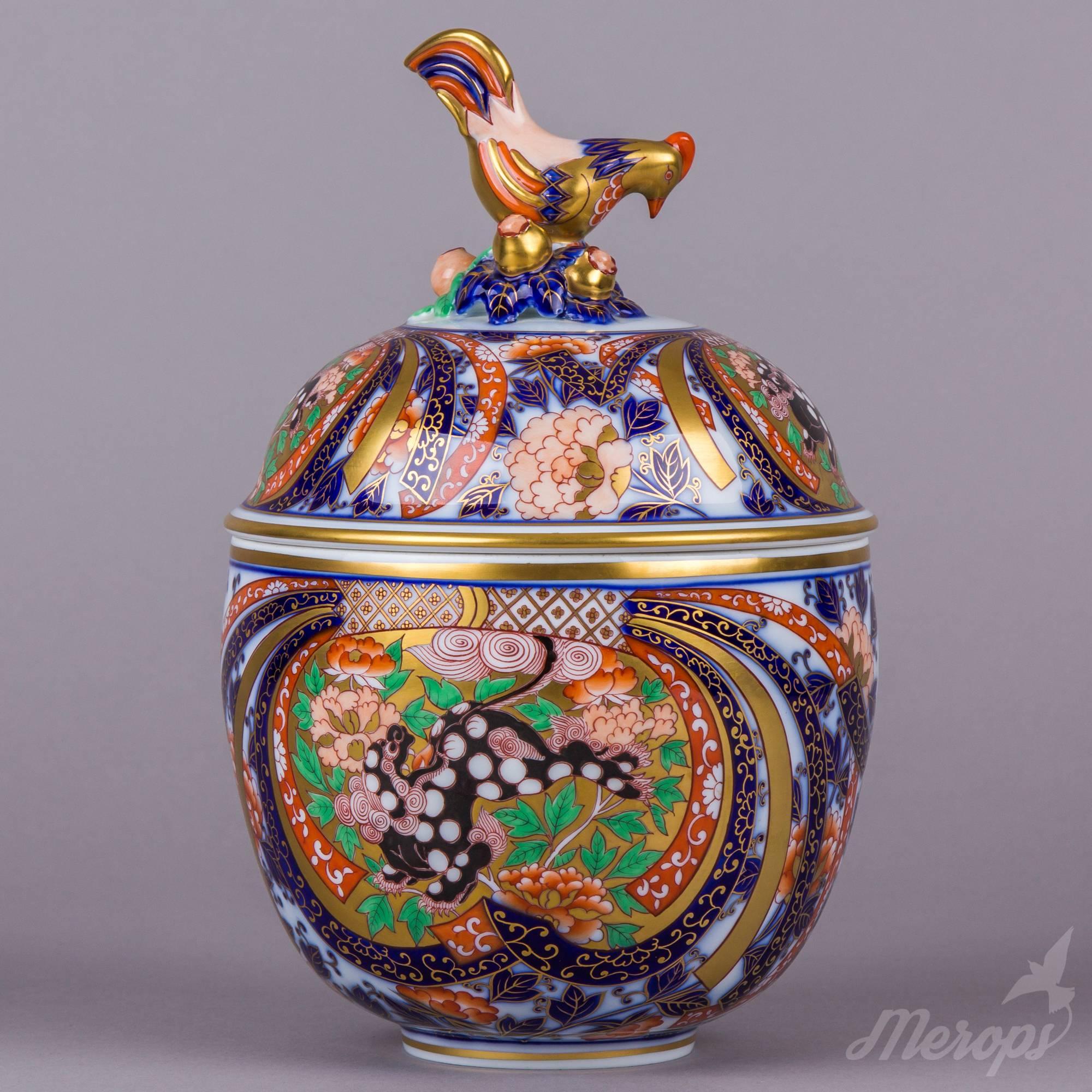 Hand-Painted Herend Masterpiece Large Decorative Jar with Sitting Rooster Knob from 1985 For Sale