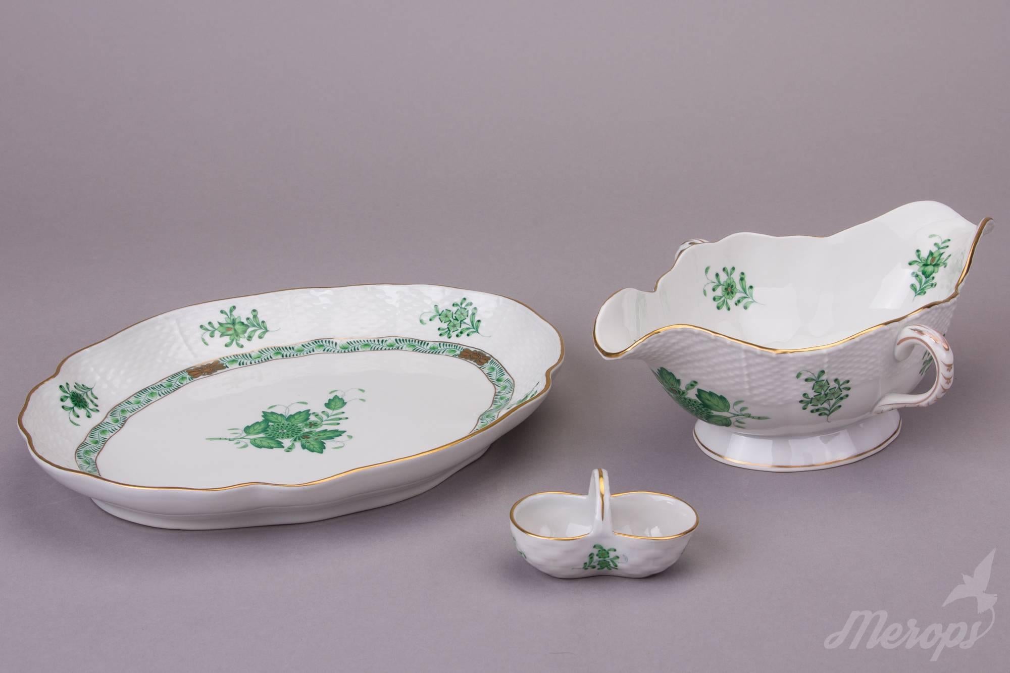Herend Chinese Bouquet Green Dinner Service for Six Persons, circa 1940 In Excellent Condition In Budapest, HU