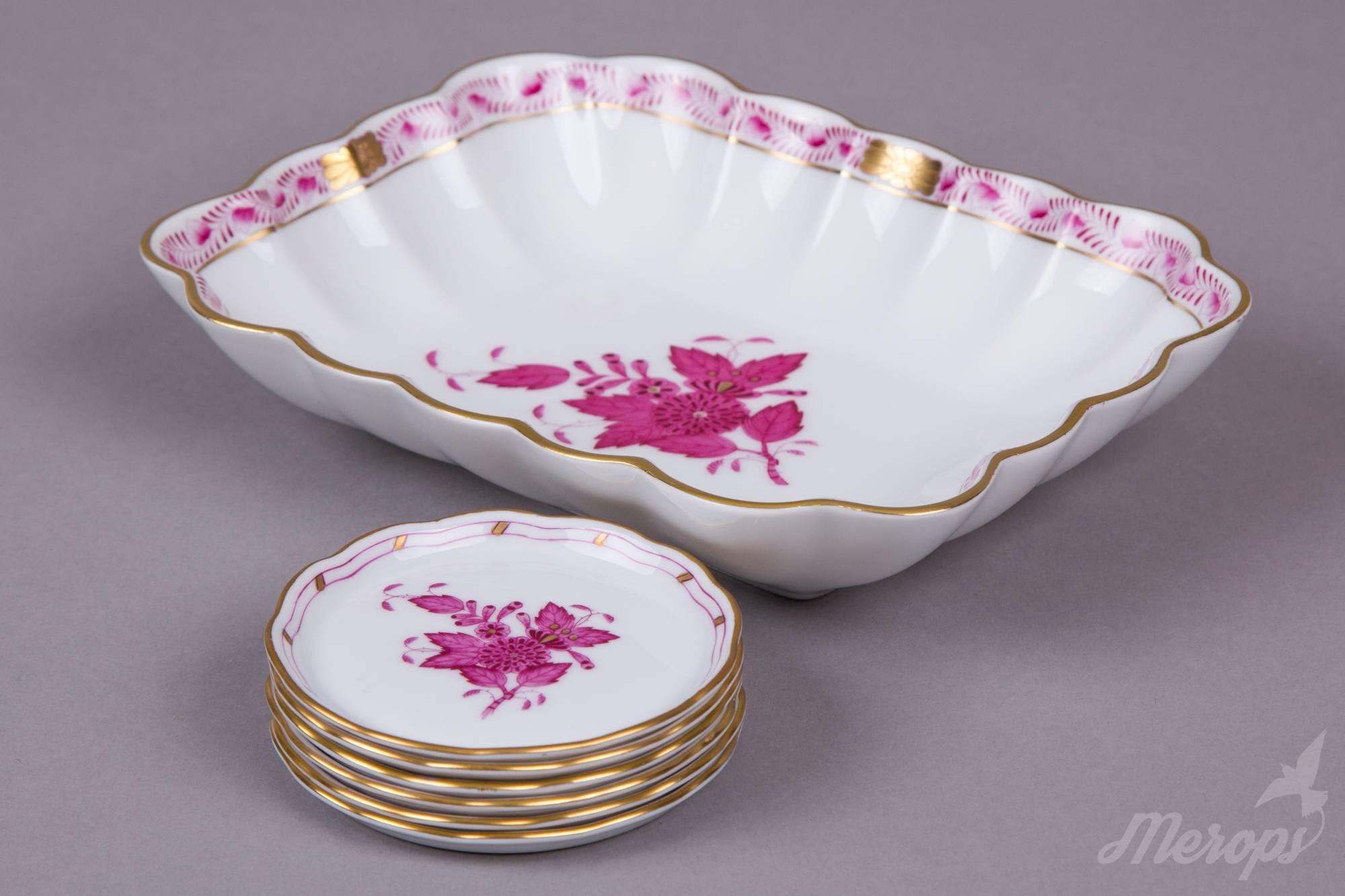 We ship this item worldwide for 35 USD with insurance. Shipping usually takes 5-10 business days. 

Manufacturer:	Herend Porcelain Manufactory (Hungary)
Quality:	Handpainted, 1st class
Pattern:	Chinese Bouquet Raspberry