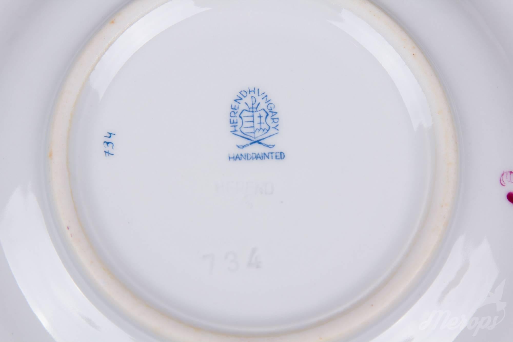 Set of Six Herend Chinese Bouquet Raspberry Tea Cups, circa 1960 In Excellent Condition In Budapest, HU