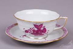 Set of Six Herend Chinese Bouquet Raspberry Tea Cups, circa 1960