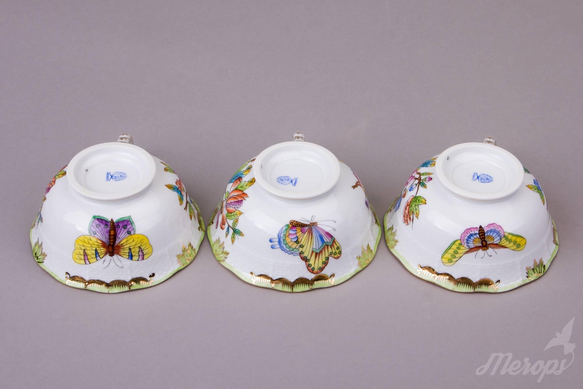 Herend Queen Victoria Tea Set for Six Persons, circa 1960 In Excellent Condition In Budapest, HU
