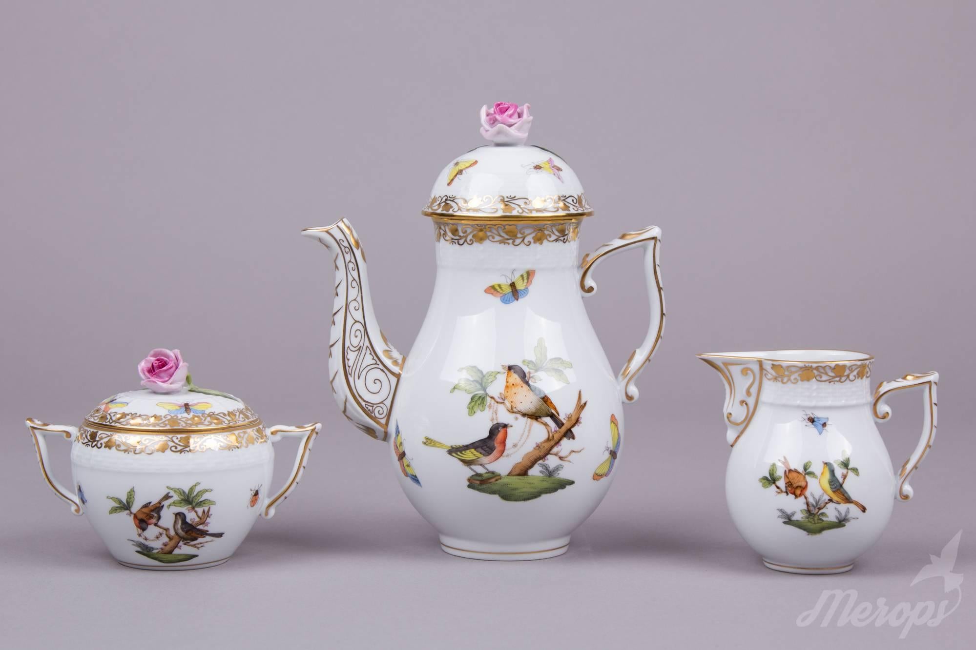 We ship this item worldwide for 70 USD with insurance. Shipping usually takes 3-7 business days. Express shipping with FedEx (2 days) available for 150 USD. Manufacturer: Herend Porcelain Manufactory (Hungary) Quality: Hand-painted, 1st class