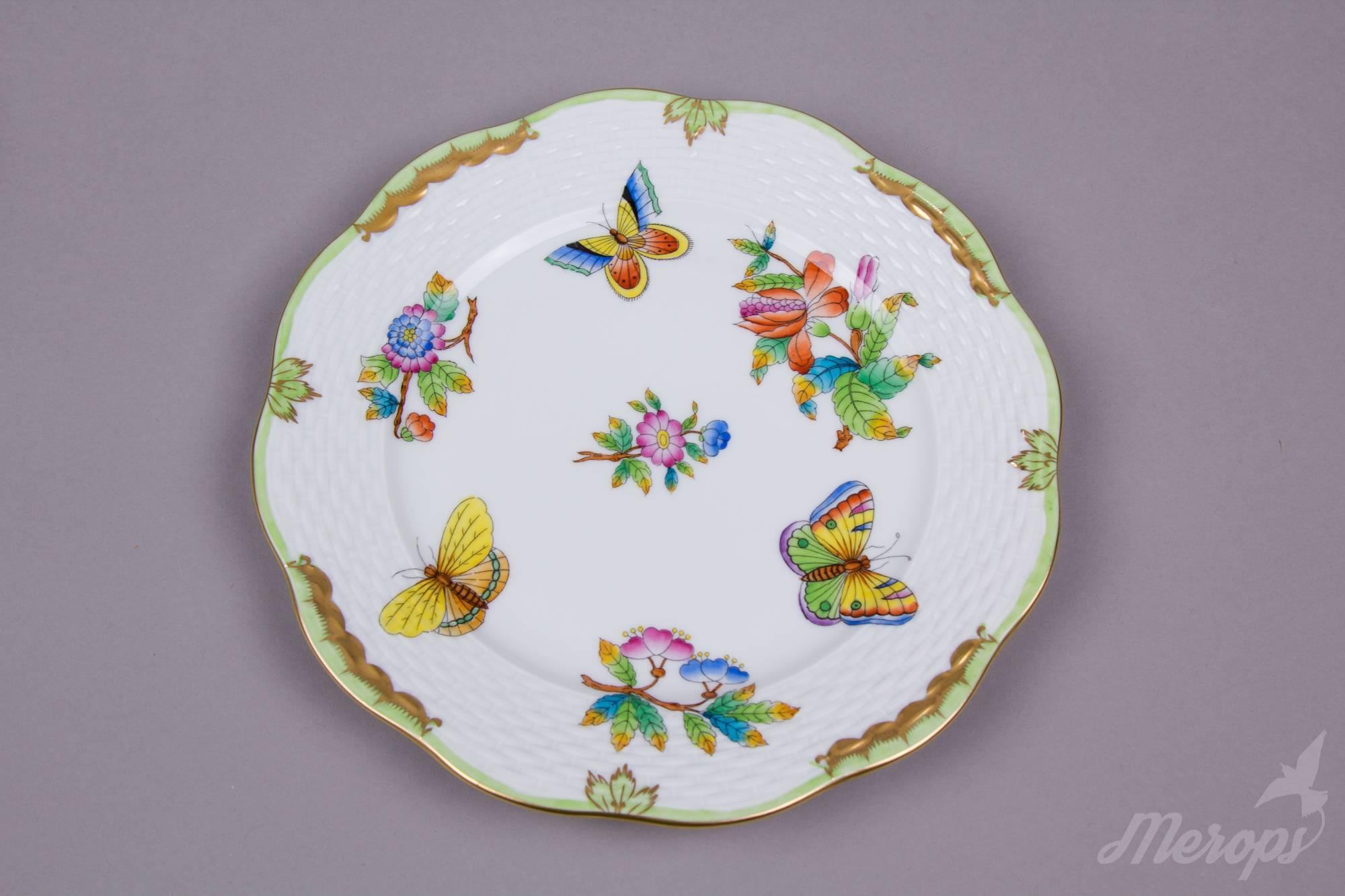Hungarian Set of Six Herend Queen Victoria Dessert Plates, 1976