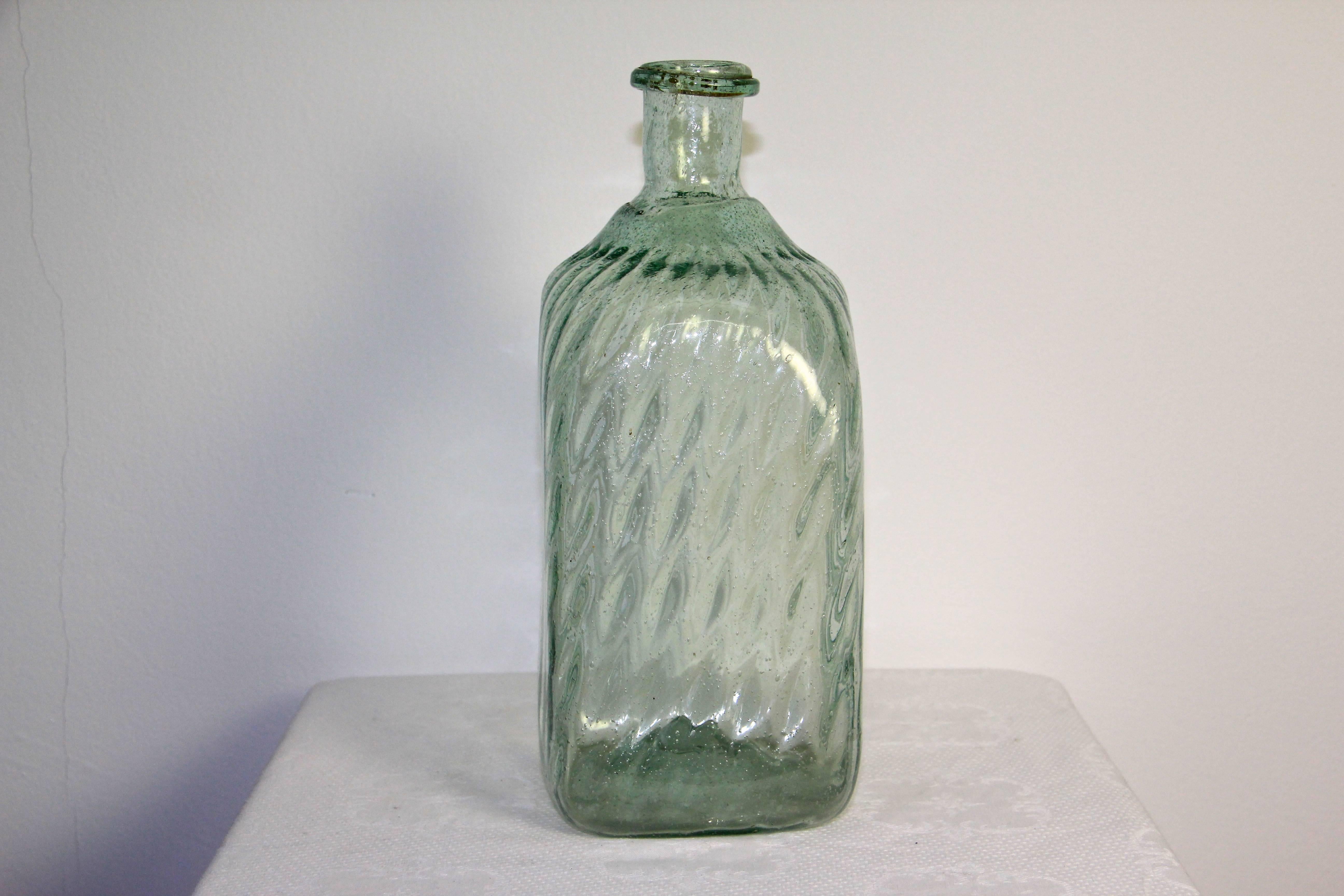 To find one of these totally rare waterbottles from the baroque era circa 1750, you have to be very lucky and this item is in an absolute breathtaking condition too! 
Because of the very thin, mouth-blown glass not many of these have survived