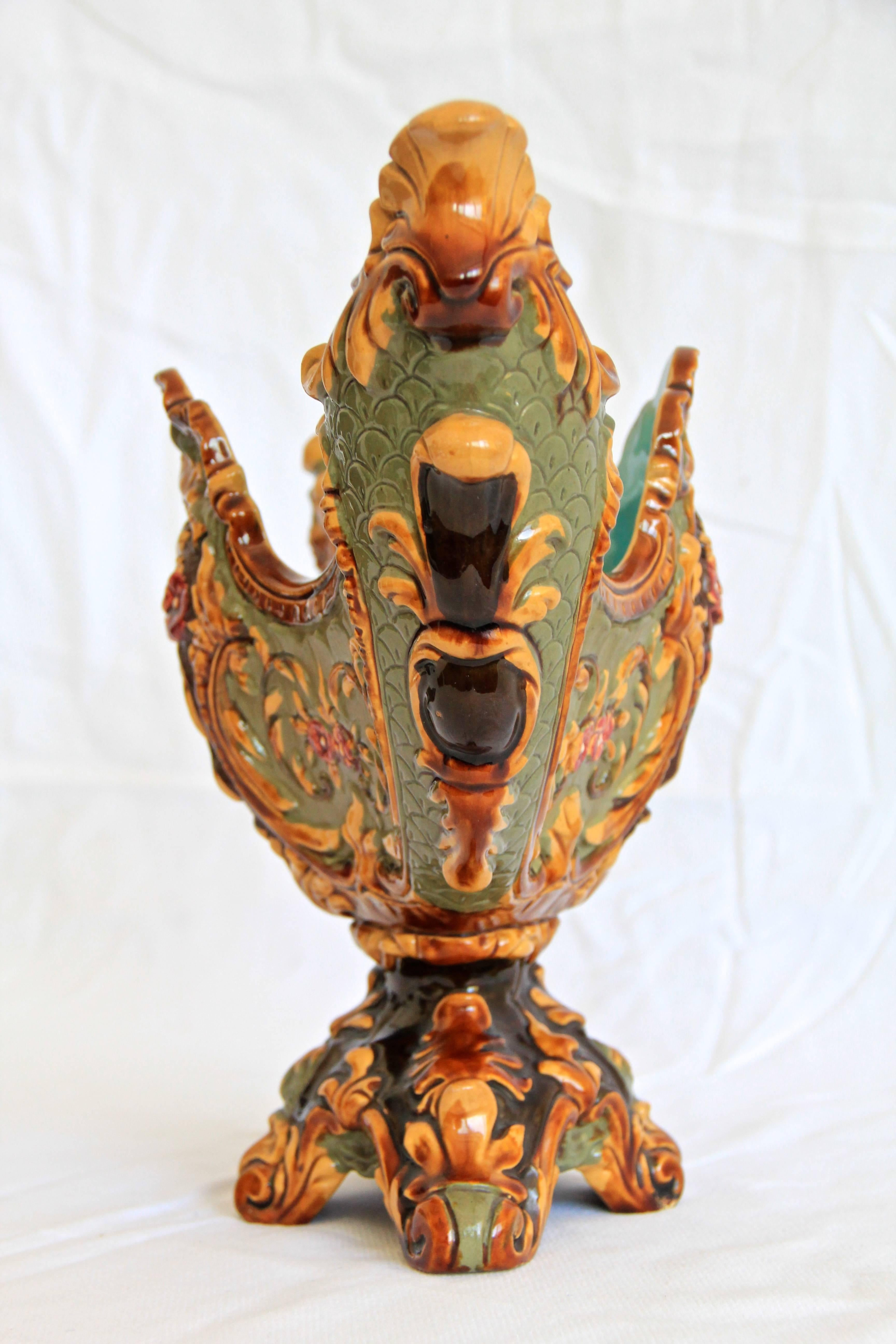 This beautiful made Jardinière comes with an amazing floral, hand-painted design and was produced by the famous ceramic/ majolica manufacturer Wilhelm Schiller & Son, circa 1900.
It is bookmarked with the typical 