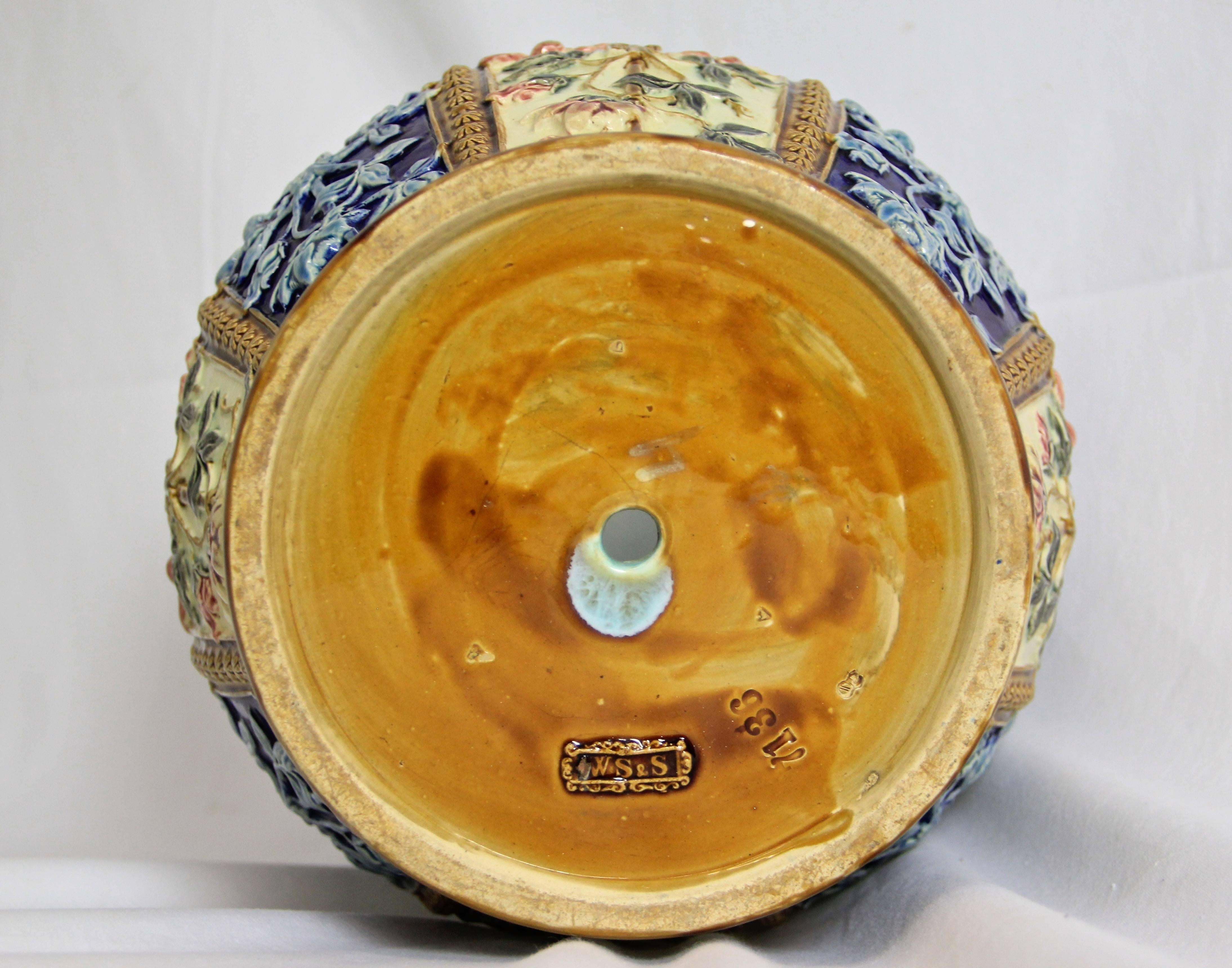 Majolica Gorgeous Art Nouveau Cachepot with Bottom Plate by Wilhelm Schiller & Son