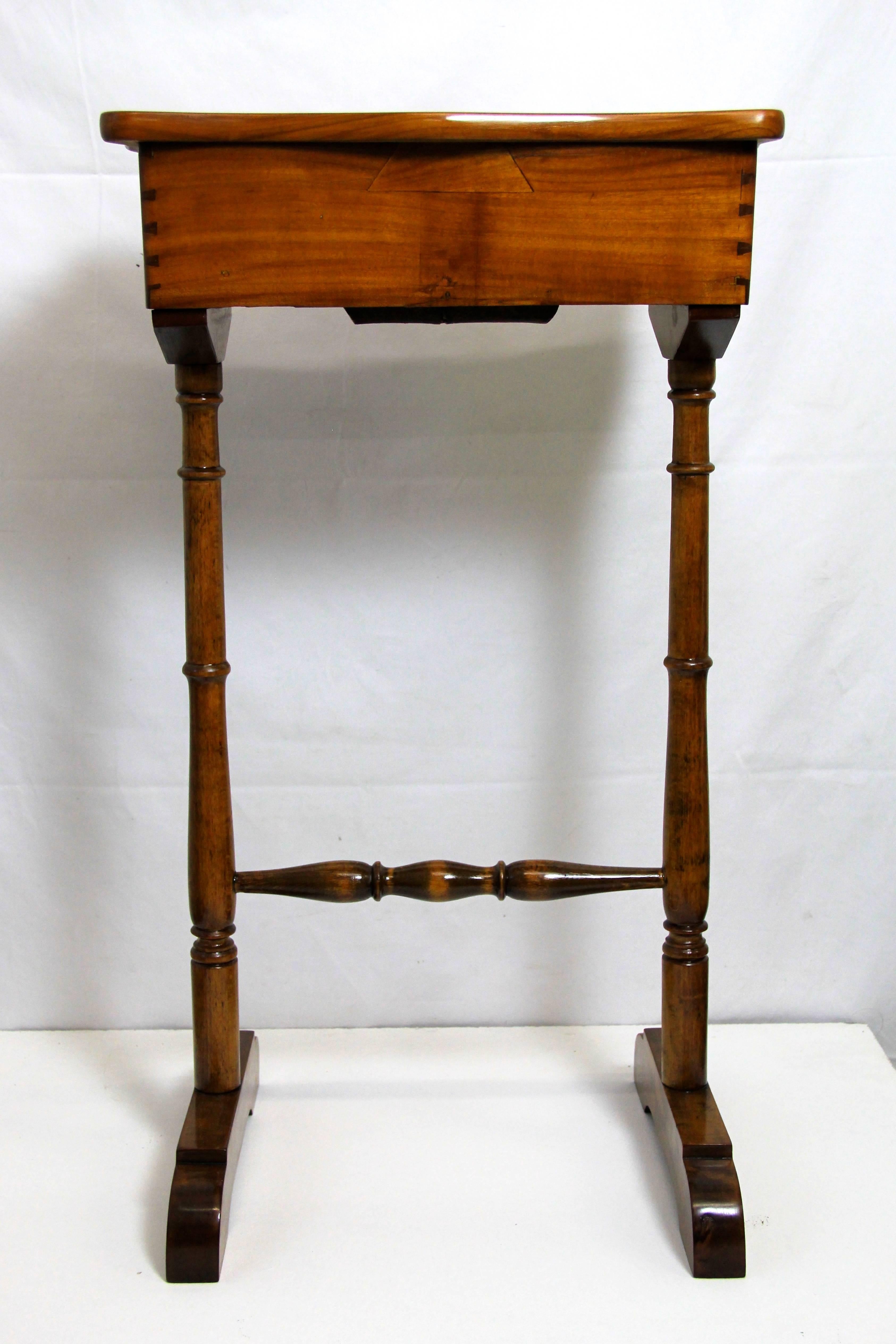 Biedermeier Sewing Side Table Cherrywood, Austria circa 1850 4