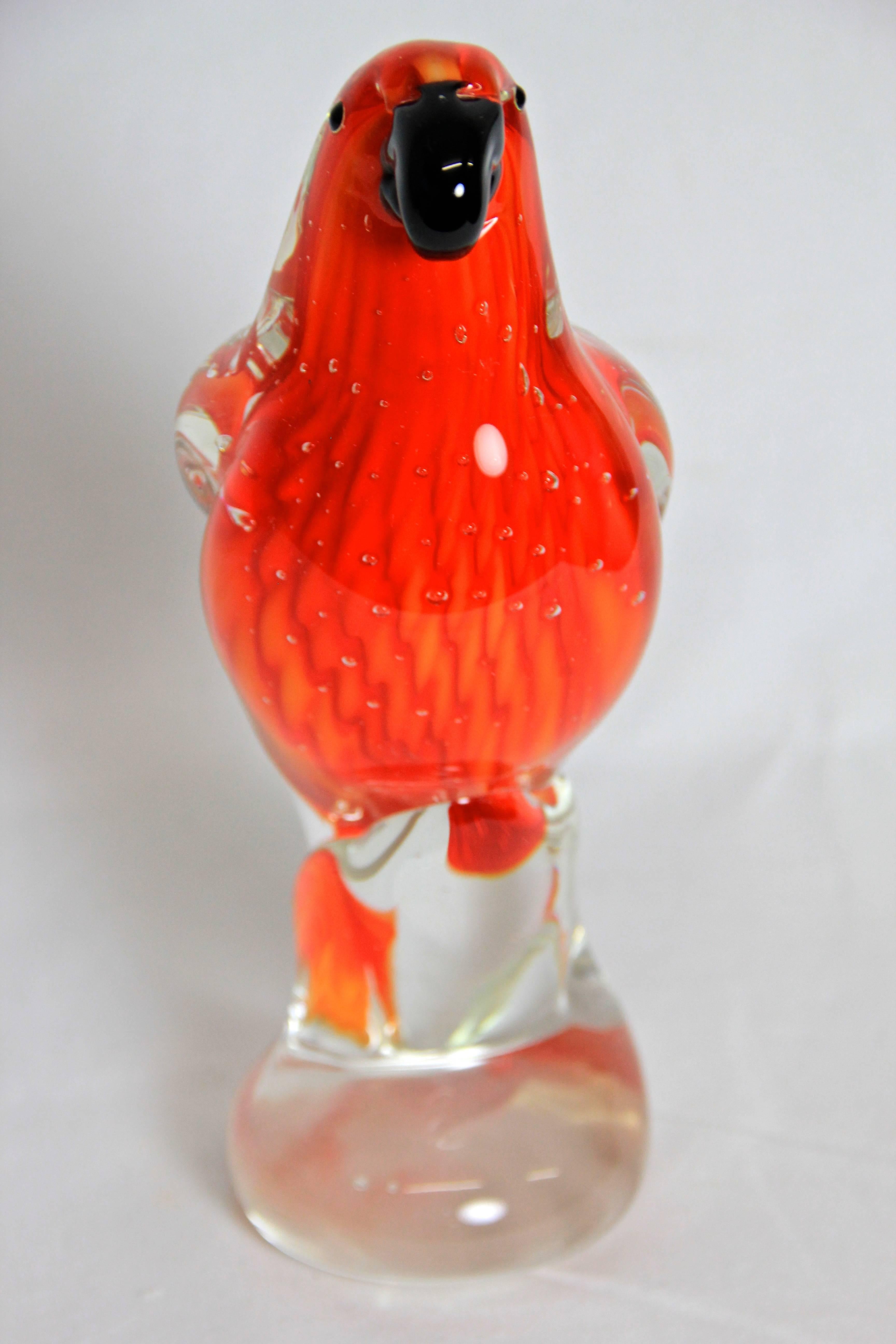 In this selection we are offering you eight properly selected Murano Glass Art pieces in absolute excellent quality. Every connoisseur or collector will know what we are talking about!
The last masterpiece in our rare selection is this fine Murano