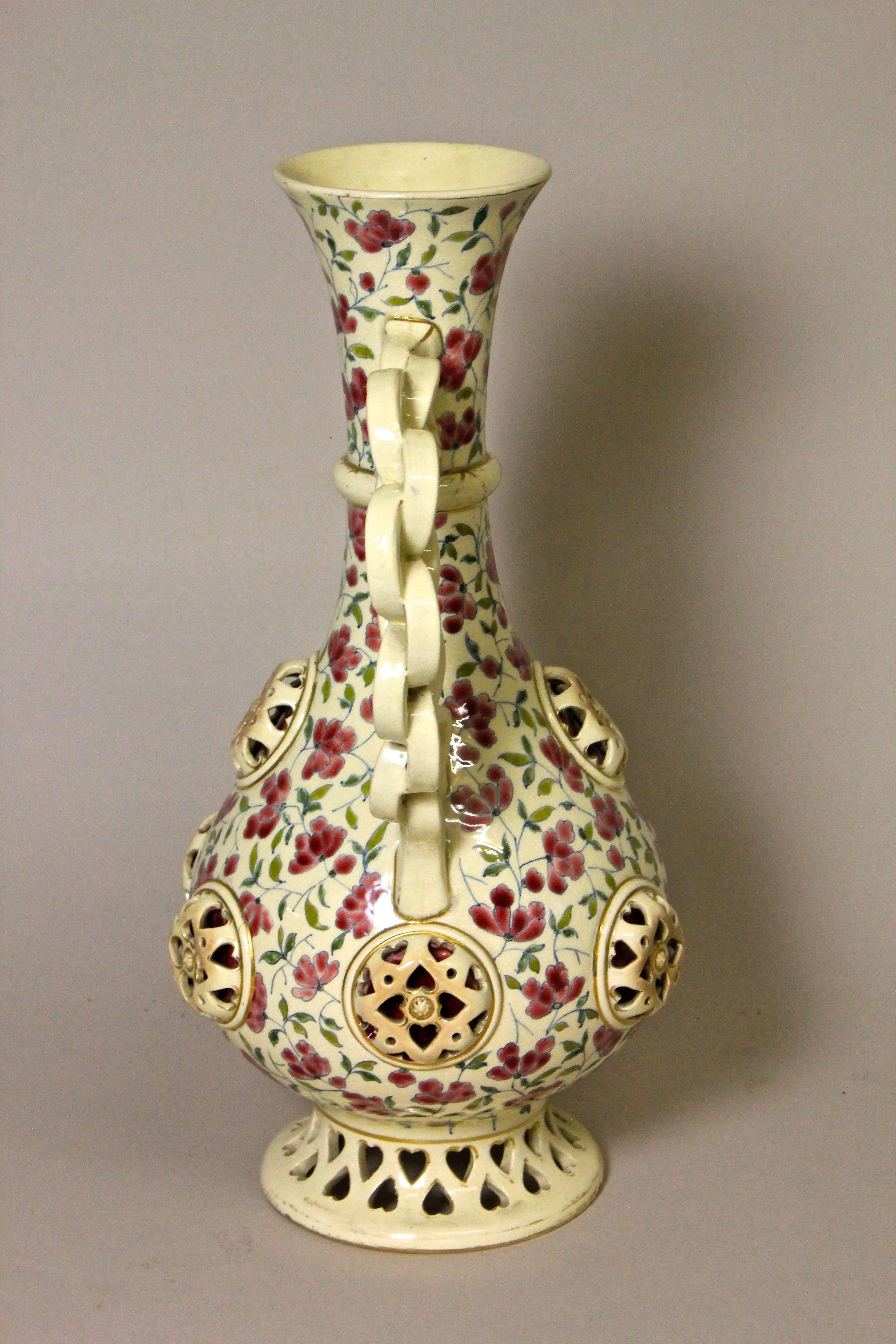Wonderful Majolica Vase by J. Fischer, Budapest, circa 1870 In Excellent Condition In Lichtenberg, AT