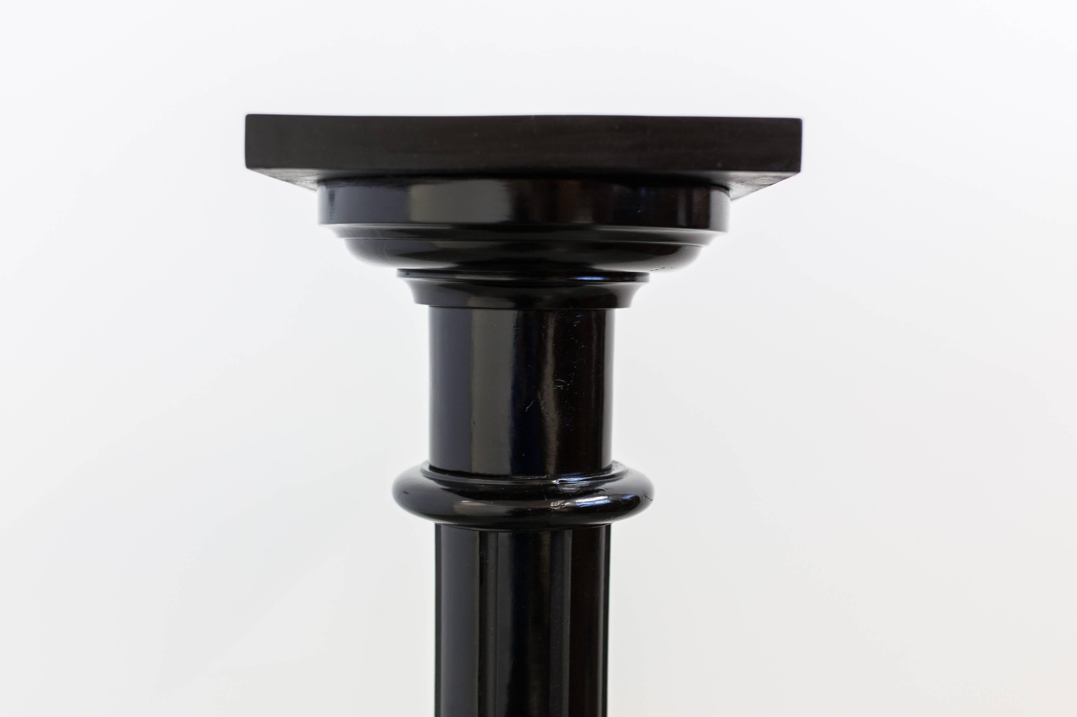 Made of ebonized fruitwood, this nice fluted column from the 2nd Biedermeier period can be used as a flowerpot Stand or you can present your favorite piece of porcelain or silver on it - be creative! This Biedermeier pedestal originates from Austria