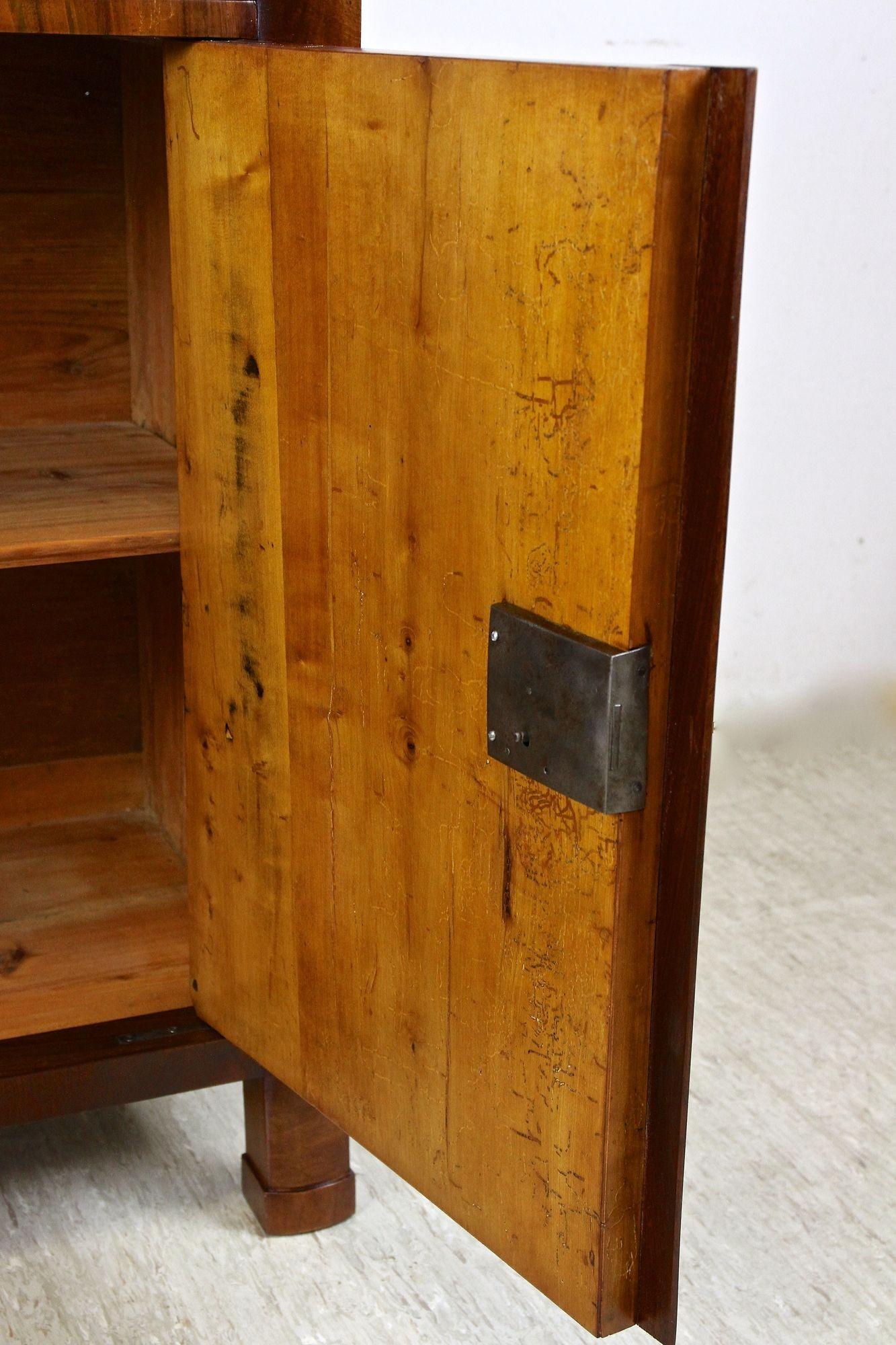 Hand-Crafted 19th Century Biedermeier Nutwood Commode/ Trumeau/ Half Cabinet, AT circa 1830 For Sale