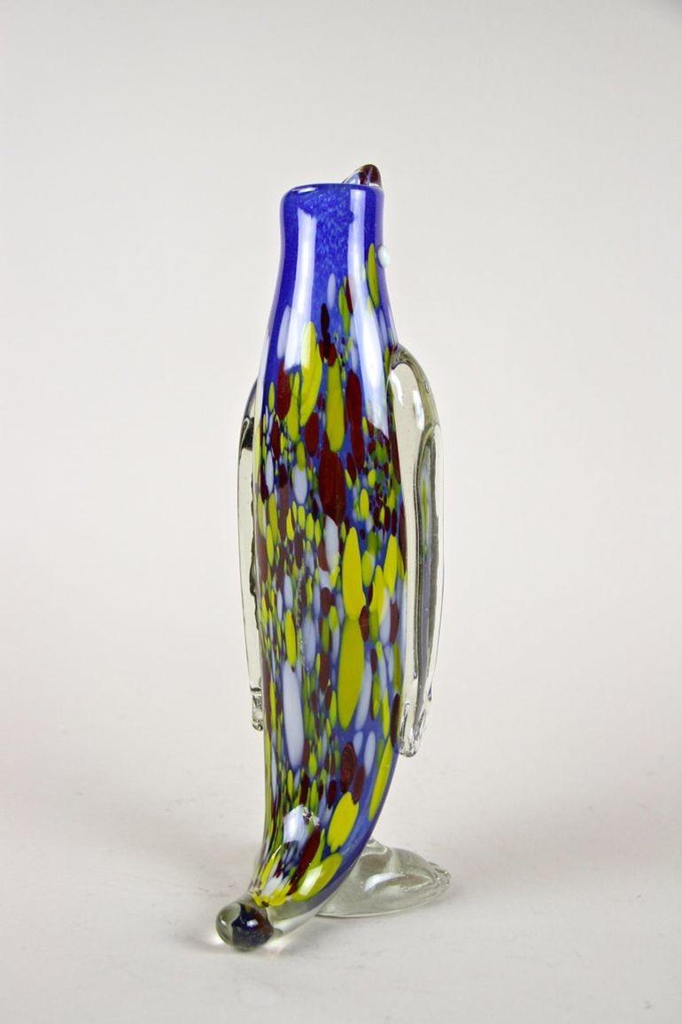 XX secolo Vaso in vetro di Murano Penguin, metà secolo, Italia circa 1960 in vendita