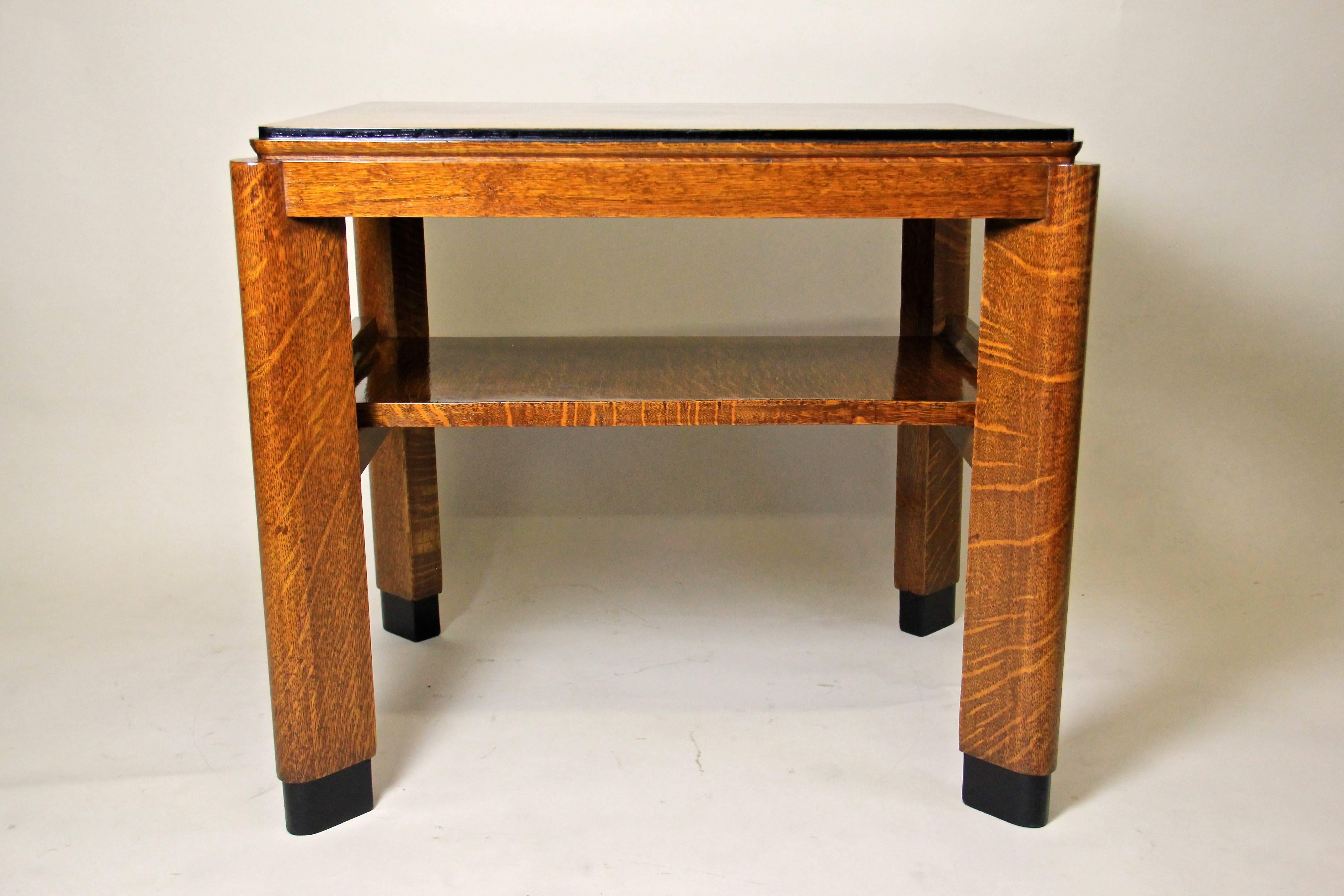 Art Deco Oakwood Table, Austria circa 1925 (Eichenholz)