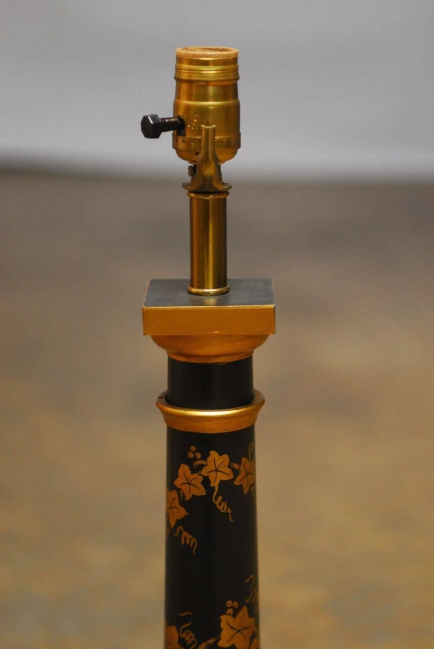 Néoclassique Lampe en tôle de style Empire français néoclassique en vente