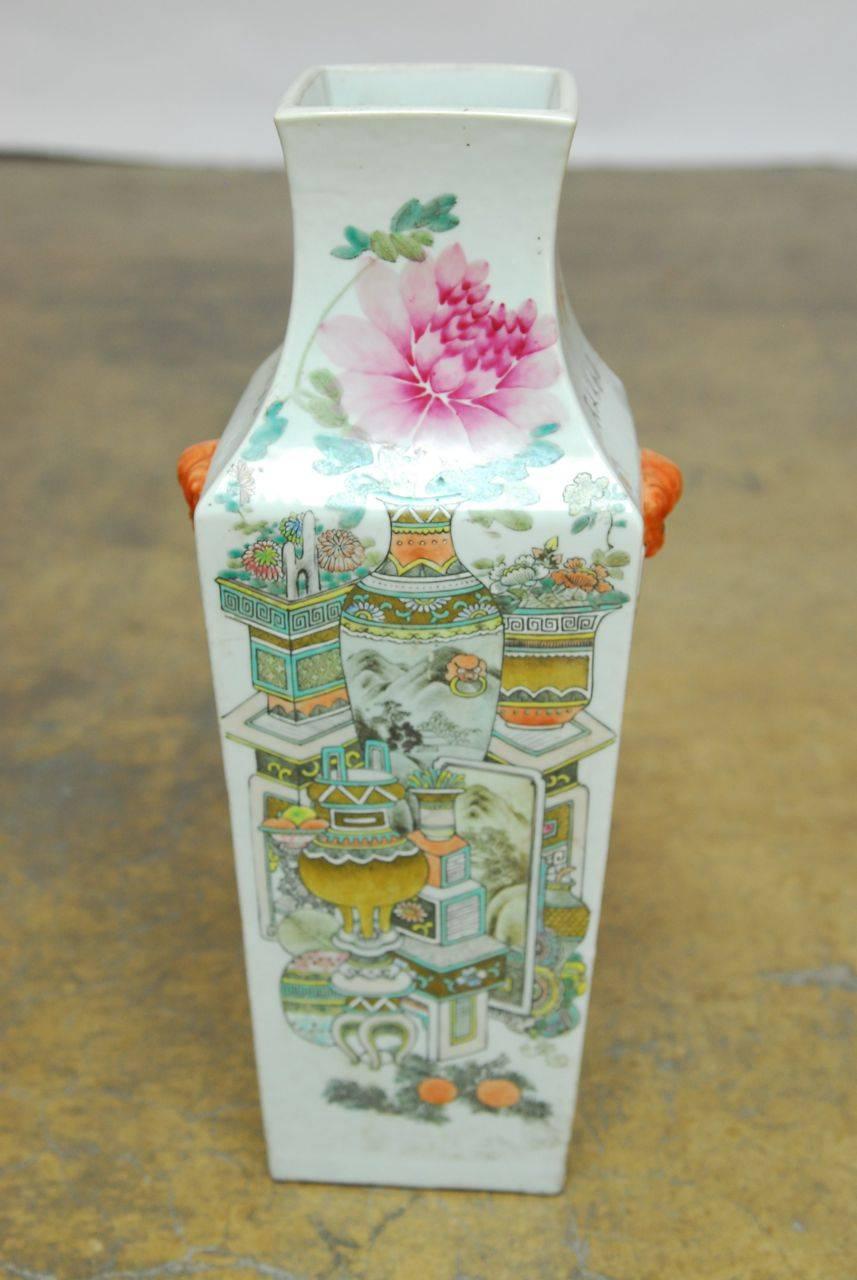 Hand-Painted Chinese Republic Porcelain Qing Style Painted Vase
