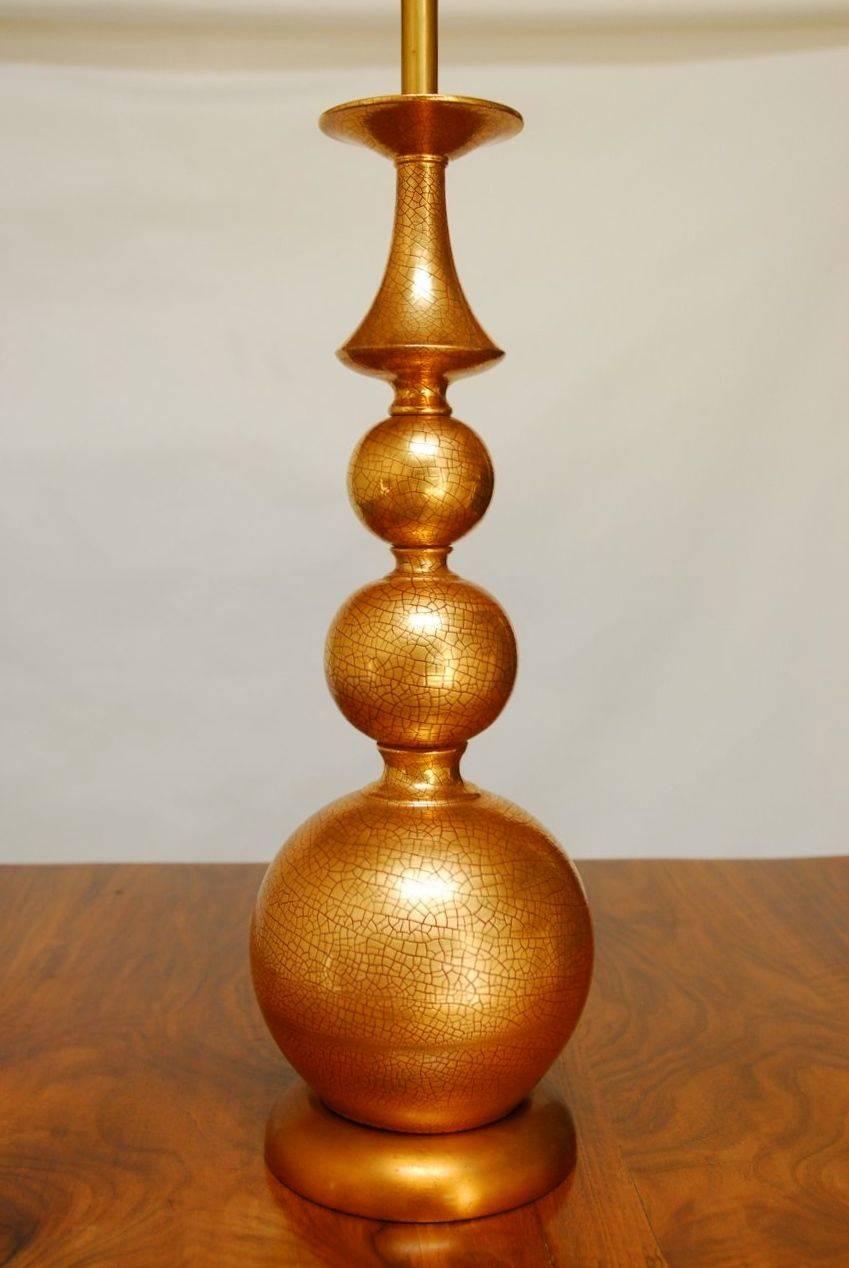 Hollywood Regency Lampada da tavolo a globo dorato graduato Marbro grande in vendita