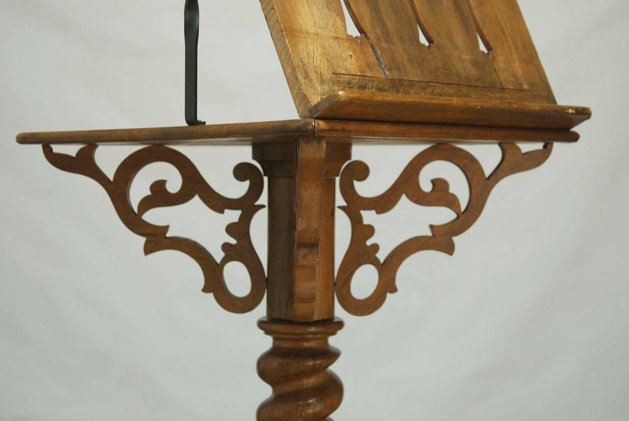 Gothic Monumental Italian Carved Oak Lectern Book Stand
