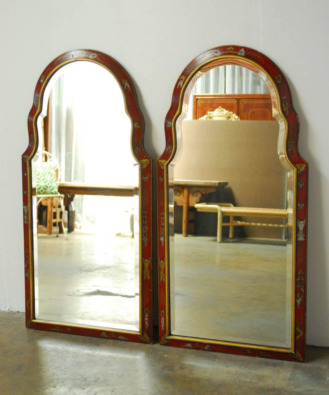 Pair of Queen Anne Style Chinoiserie Mirrors by Friedman Brothers In Excellent Condition In Rio Vista, CA