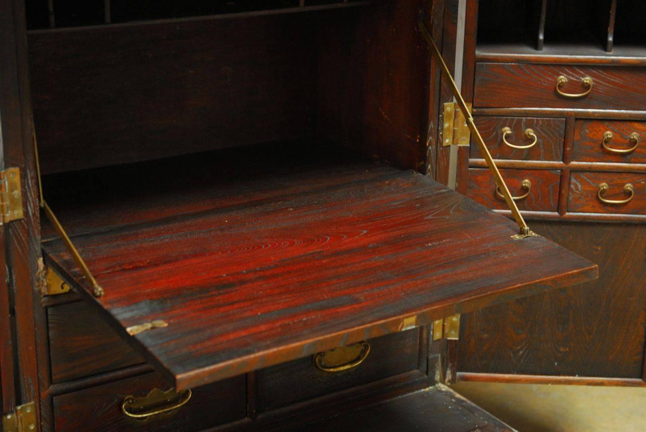 chest desk