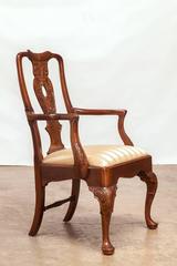 Set of 12 Carved Mahogany Georgian Style Dining Chairs by Henredon