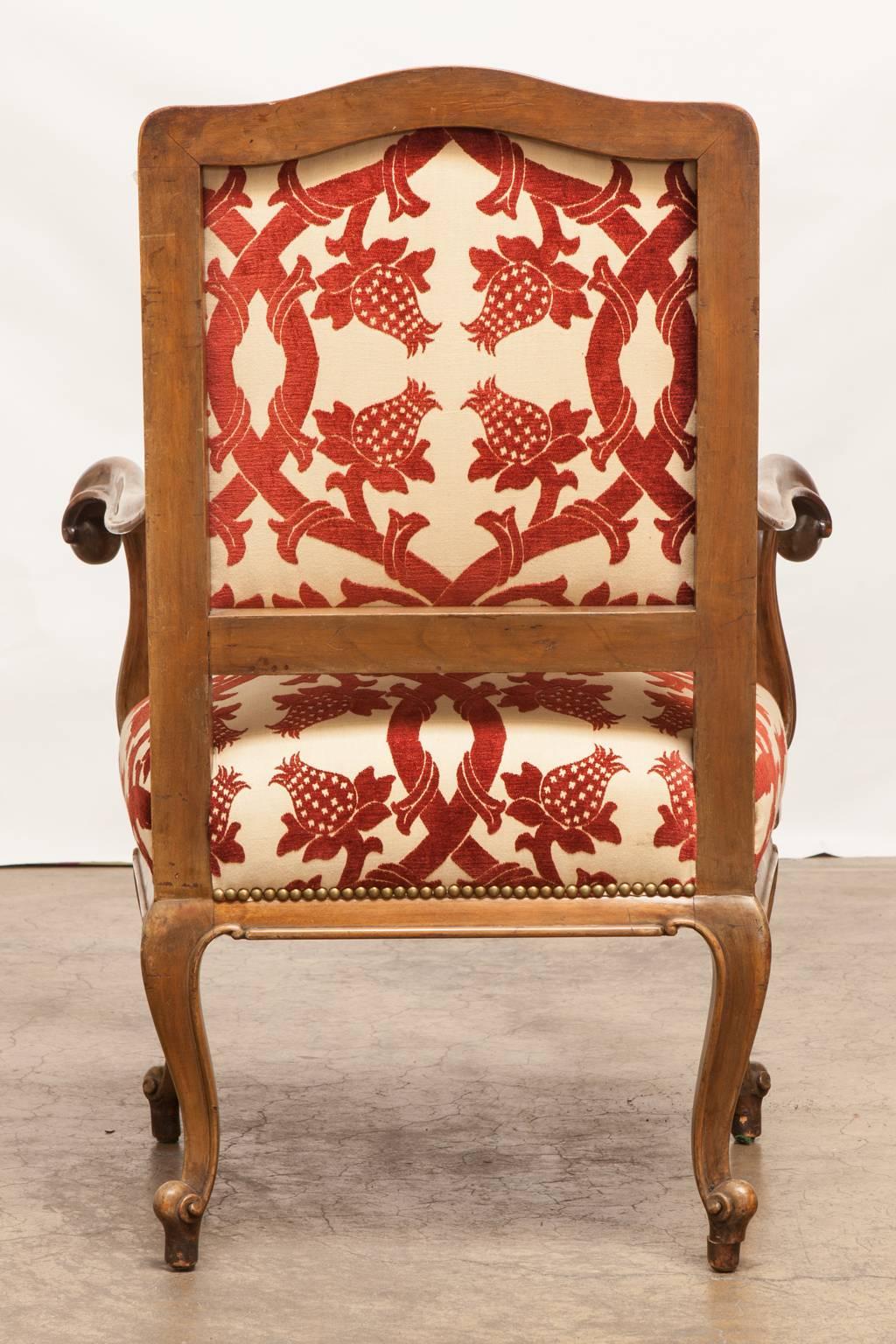 19th Century Carved Walnut Rococo Style Armchair 1