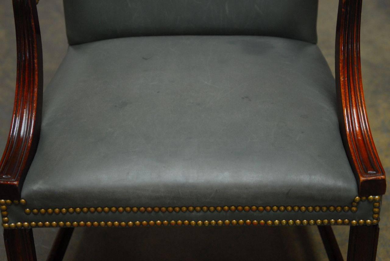 Georgian Style Mahogany Gainsborough Leather Library Chair In Good Condition In Rio Vista, CA