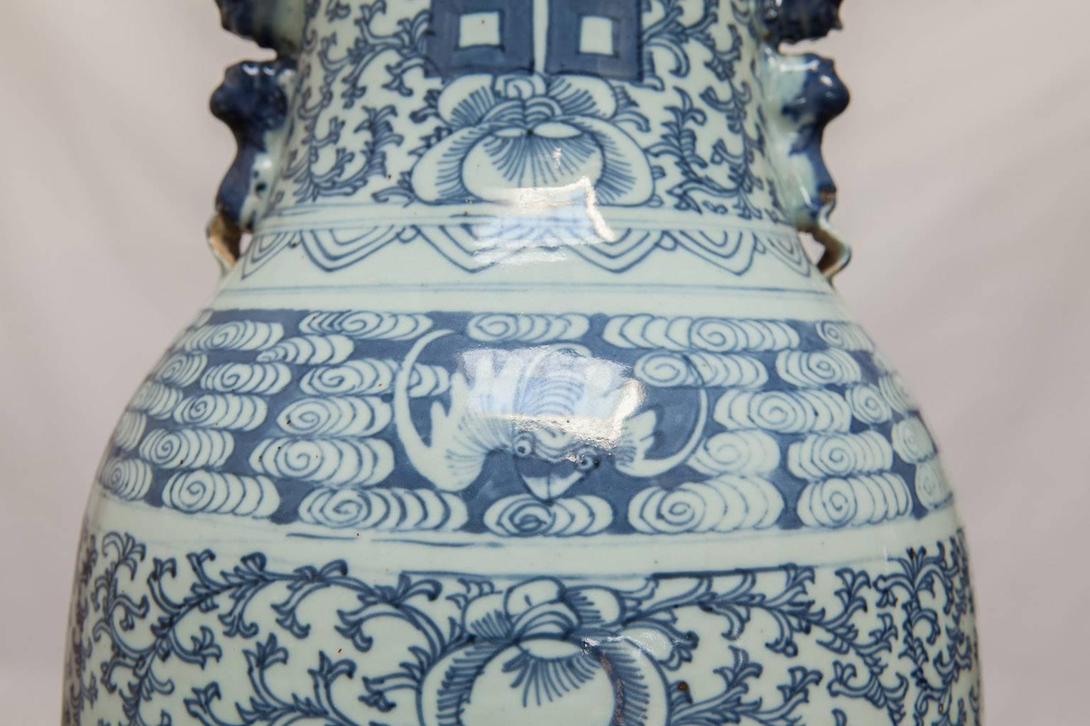 Hand-Painted 19th Century Chinese Blue and White Vase