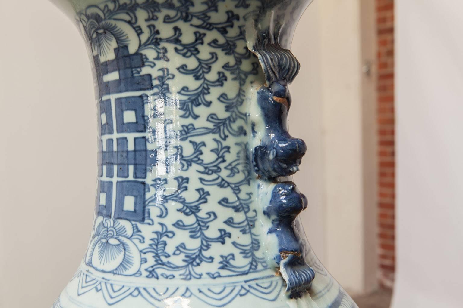 Qing 19th Century Chinese Blue and White Vase