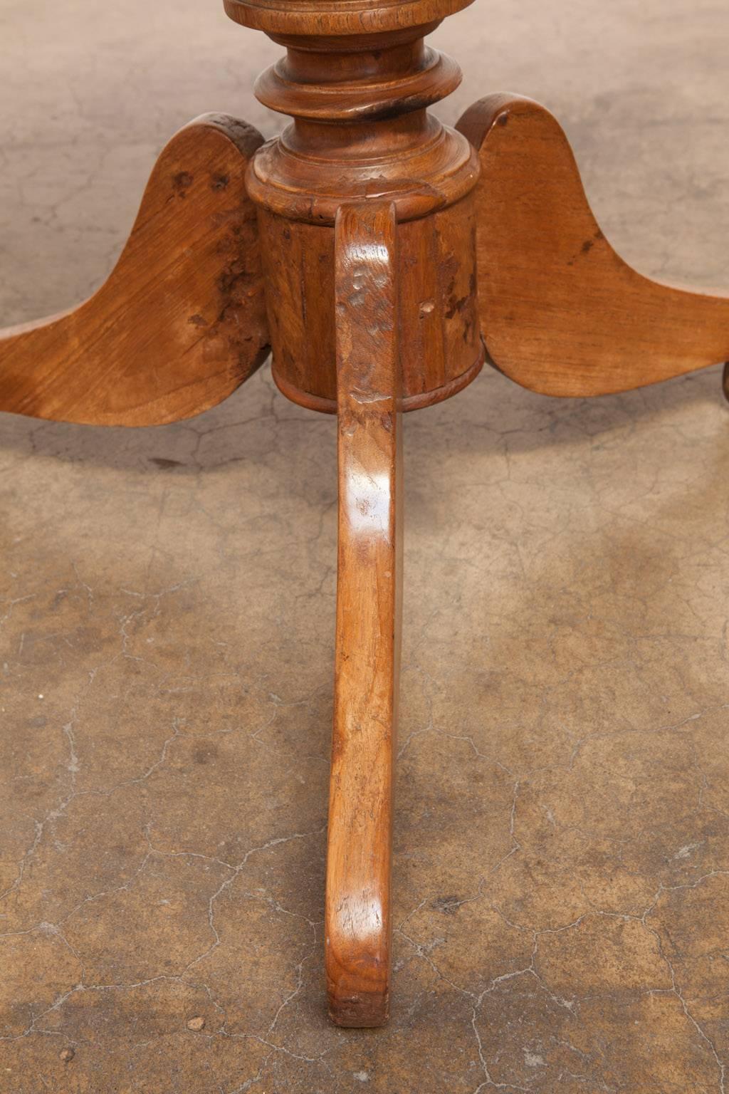 Hand-Crafted George III Walnut Tripod Table