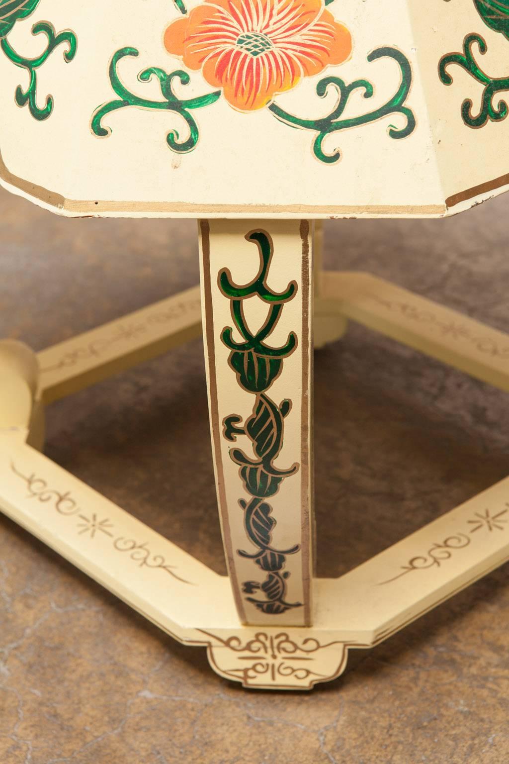 Chinese Lacquer Garden Stool or Plant Stand In Excellent Condition In Rio Vista, CA