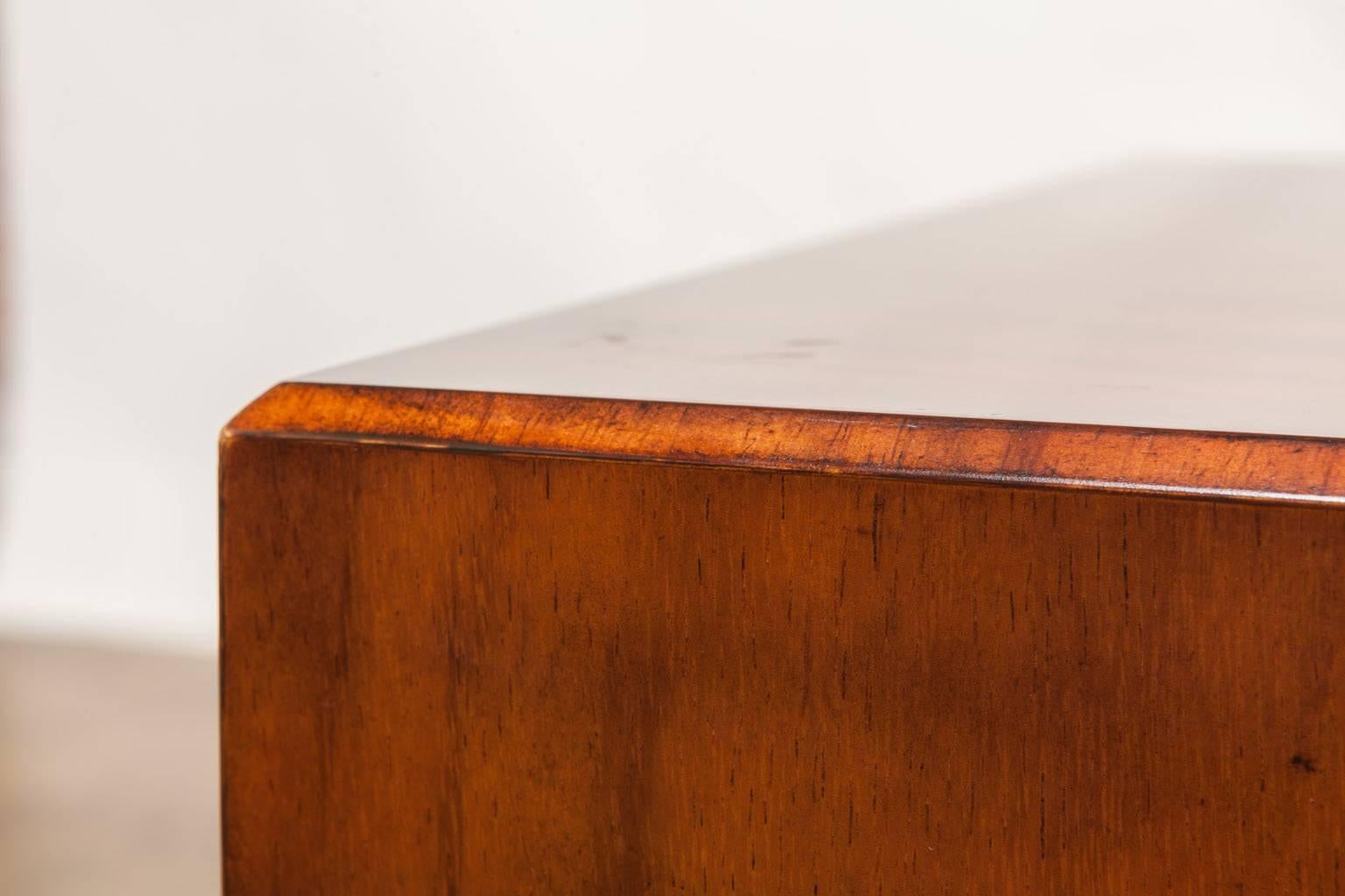 Pair of Mahogany Cube Tables with Chrome Strapping In Excellent Condition In Rio Vista, CA