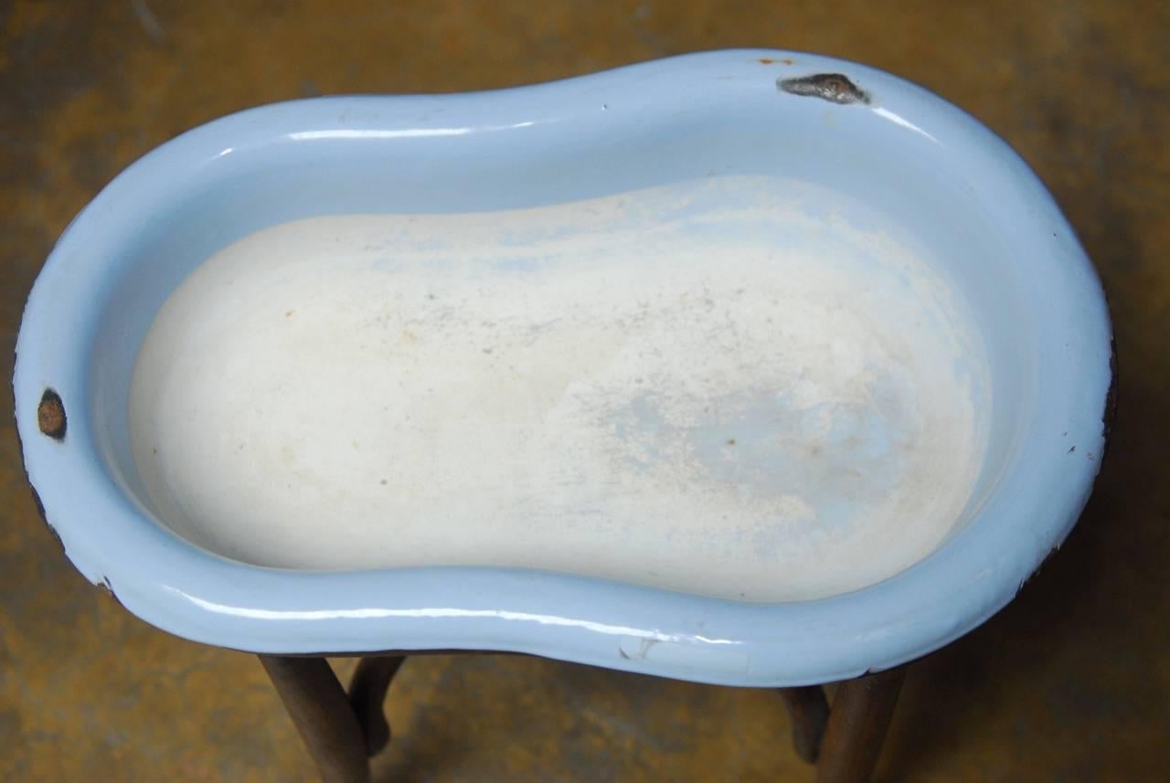 Metal French Style Bentwood Bidet with Enameled Sink by Thonet