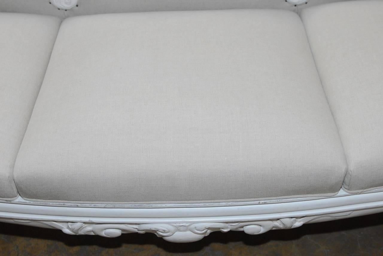 18th Century French Rococo Painted Sofa In Good Condition For Sale In Rio Vista, CA