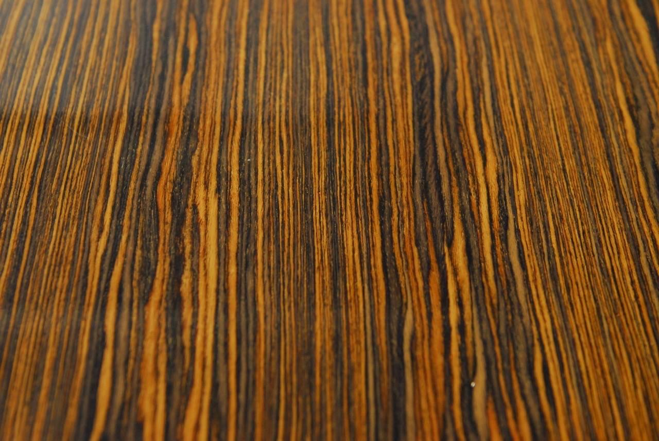 Modern Italian Zebrawood Conference Table or Dining Table In Good Condition In Rio Vista, CA