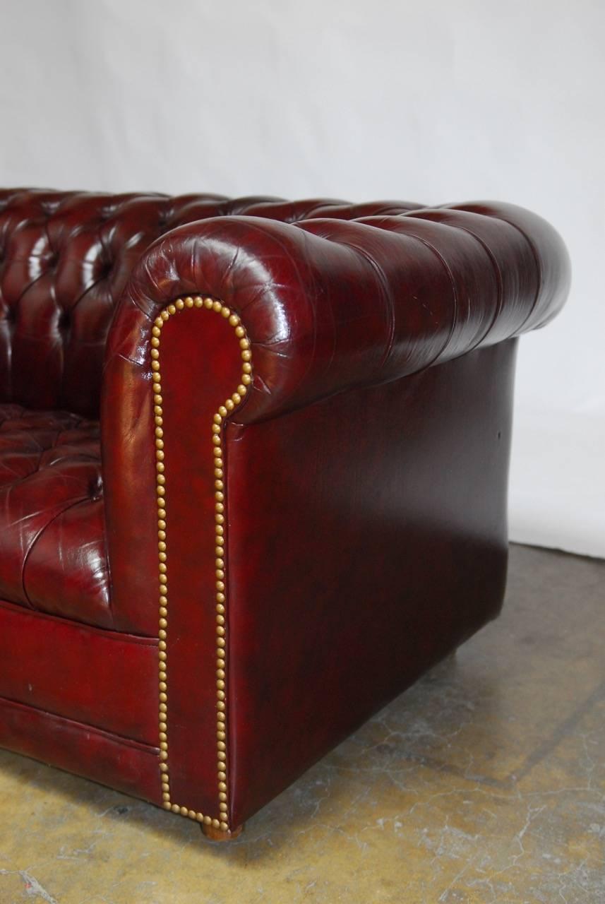English Cordovan Tufted Leather Chesterfield Sofa In Good Condition In Rio Vista, CA