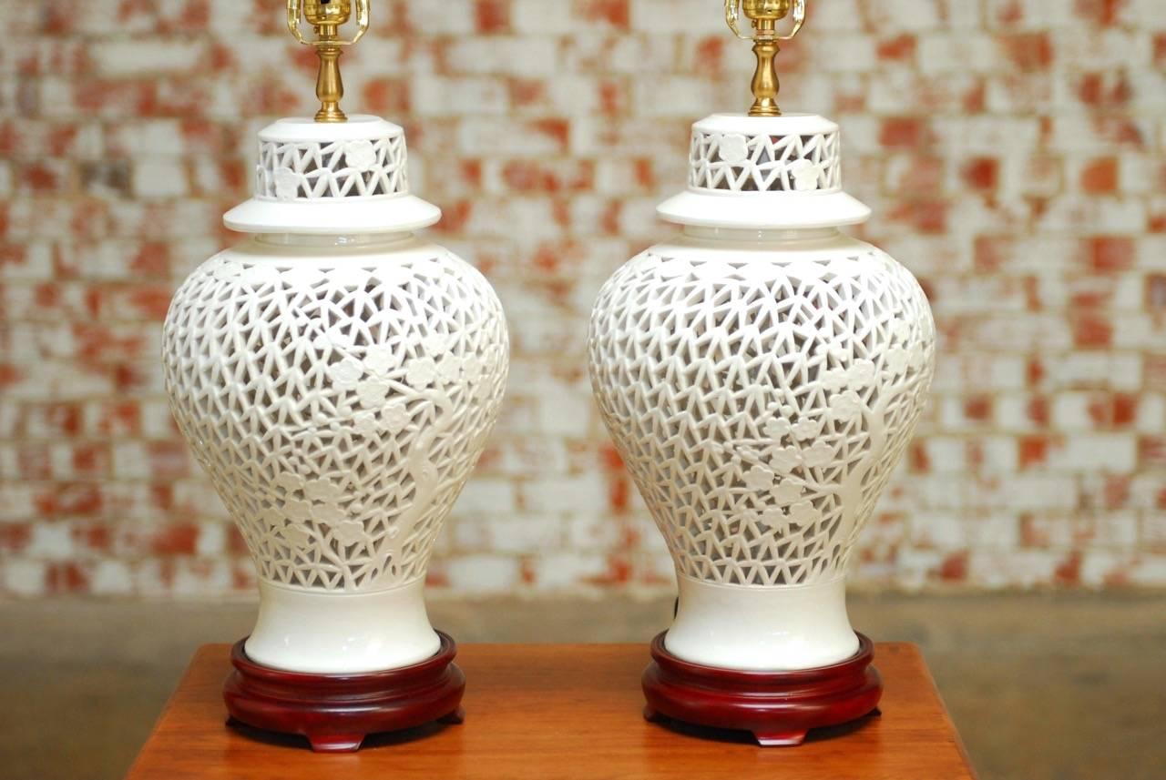 chinese ginger jar table lamps