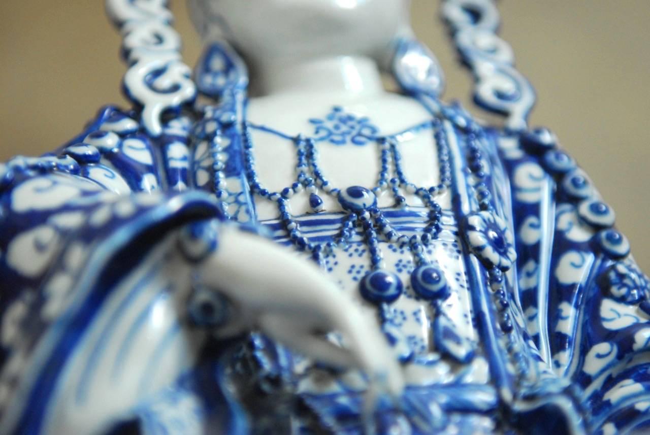 Chinese Blue and White Porcelain Guanyin from Fujian Provence 2