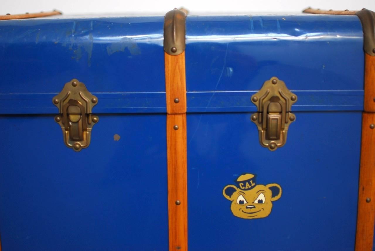 Metal French Blue Traveling Trunk with Wood Strapping 