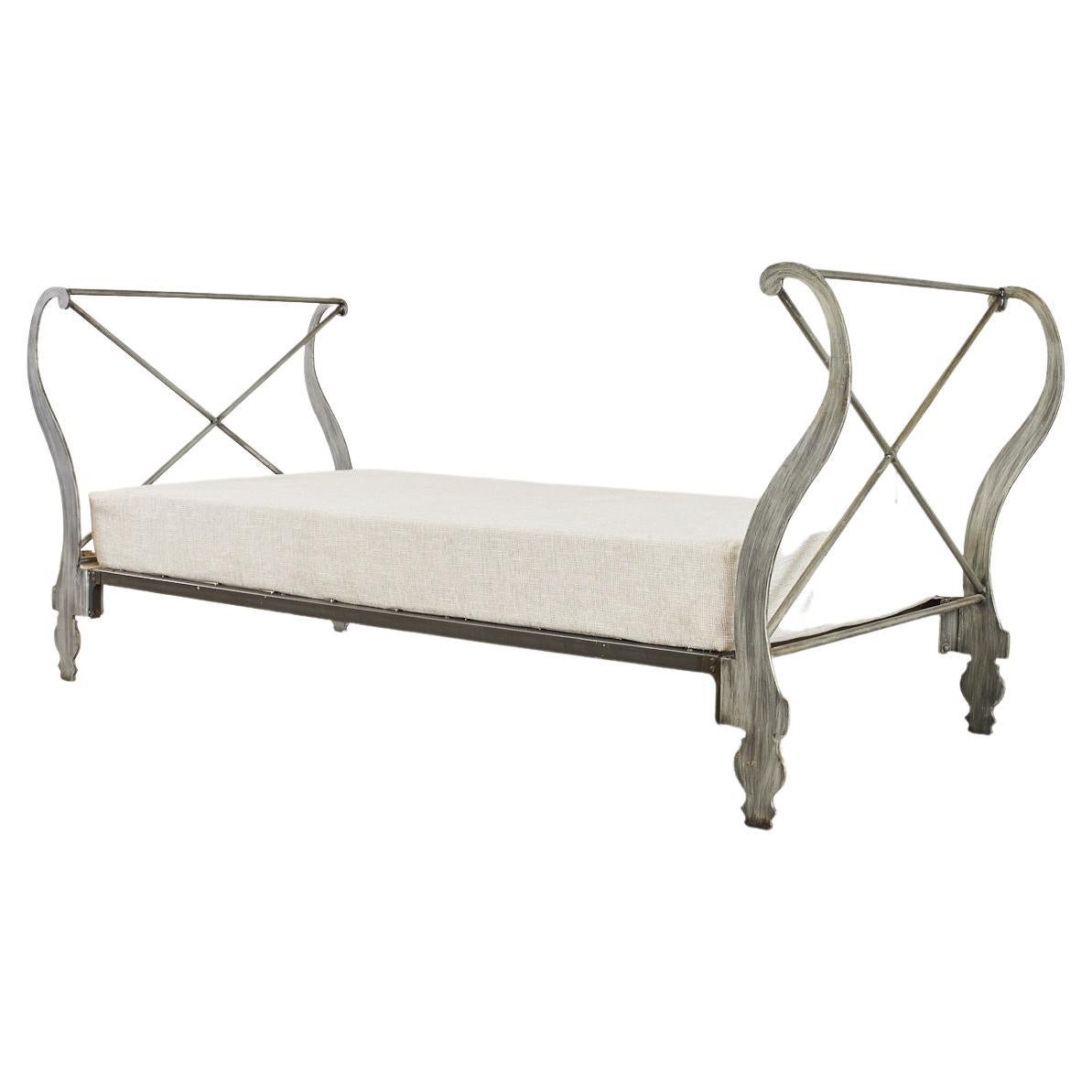 Italian Neoclassical Style Iron Scrolled Daybed For Sale